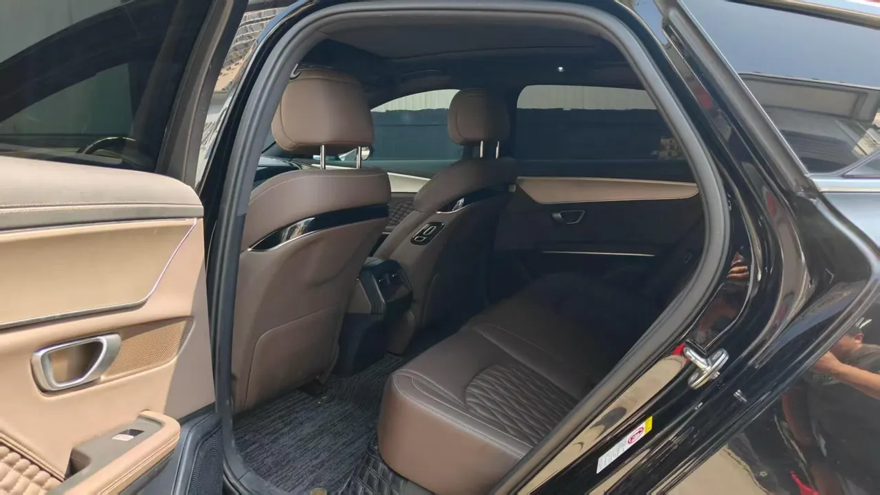 BYD 2022 Han DM-i 1.5T stepless 121KM noble automatic gear 4
