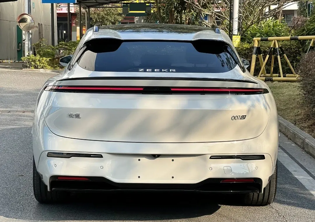 Zeekr 2026 Zeekr 007GT Rear Drive Max Edition 75kWh Automatic Gear 4
