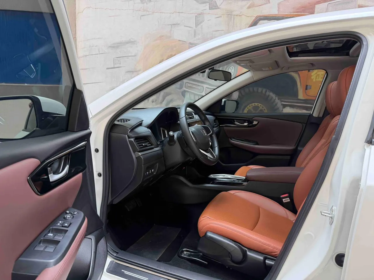 Honda 2022 hybrid 1.5 stepless sharp and clean version of automatic gear 7