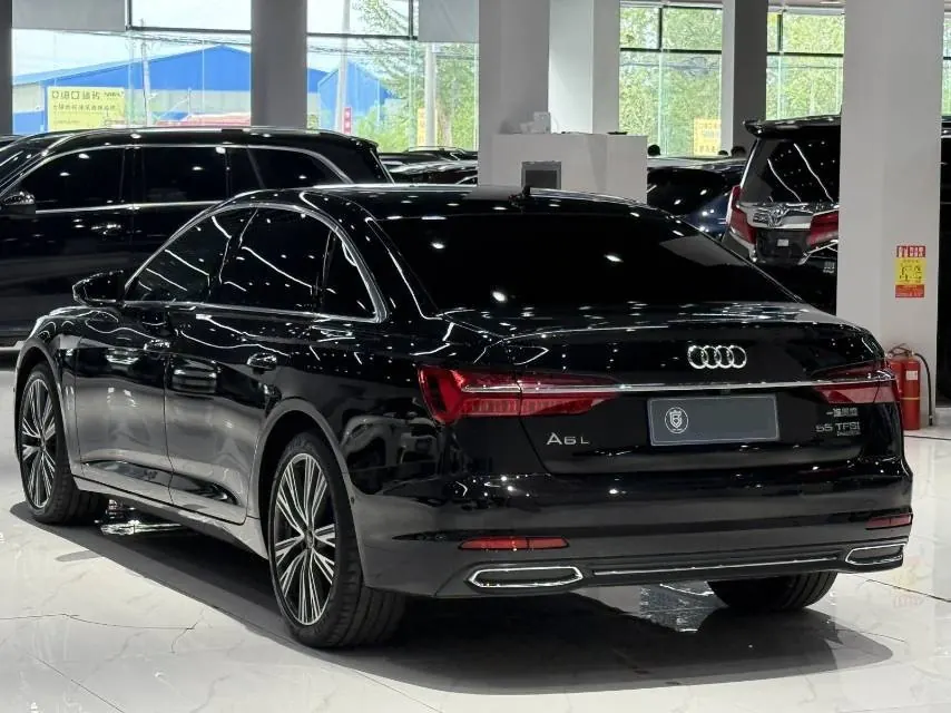 Audi 2022 A6L 48V 3.0TFSI 55TFSI Quattro enjoy elegant automatic gear 5