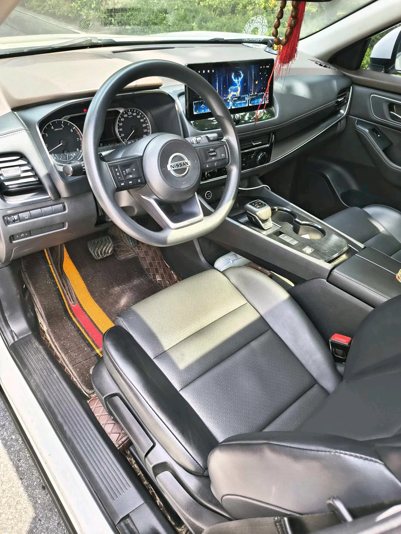 Nissan 2022 Qijun 1.5T Stepless VC-Turbo 15000.00g Star and Moon Limited Edition Automatic Gear 5