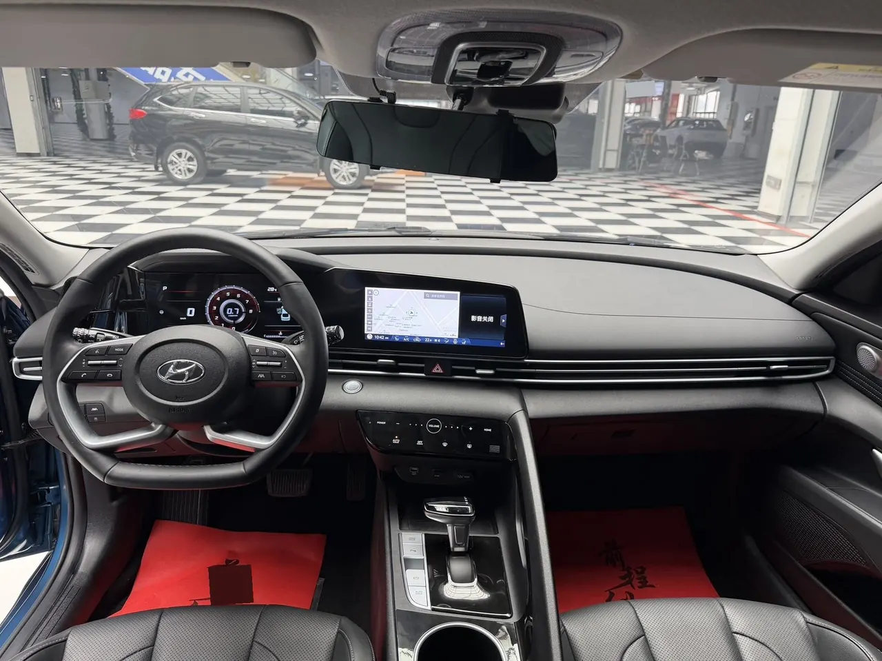 Hyundai 2022 Elantra -3-compartment 1.5 stepless LUX premium automatic gear 9