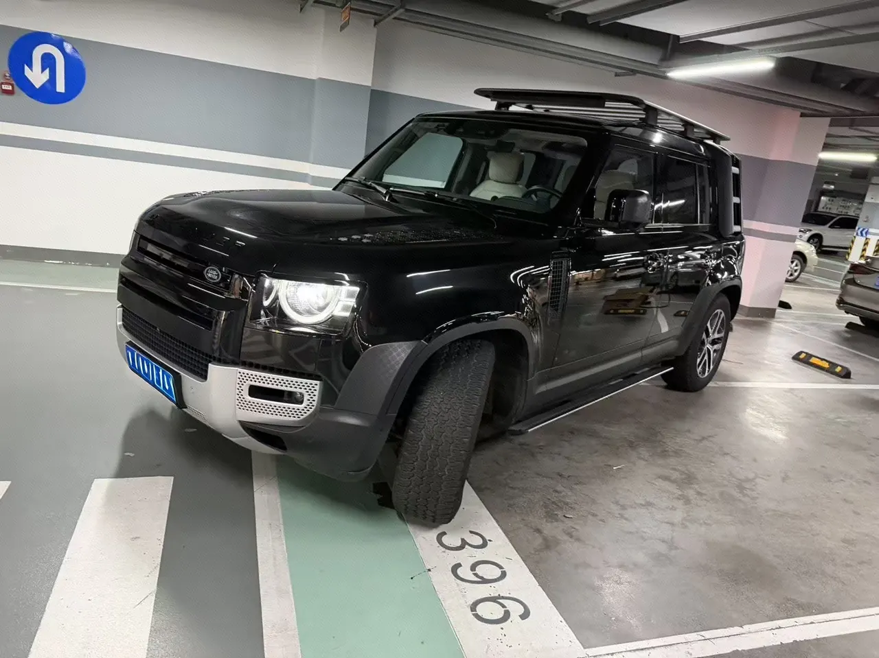 打开图片灯箱:Land Rover Guard (Imported) 2023 Guard 110 48V 3.0T P400 Diablo Special Edition (Modified) Automatic Gear
