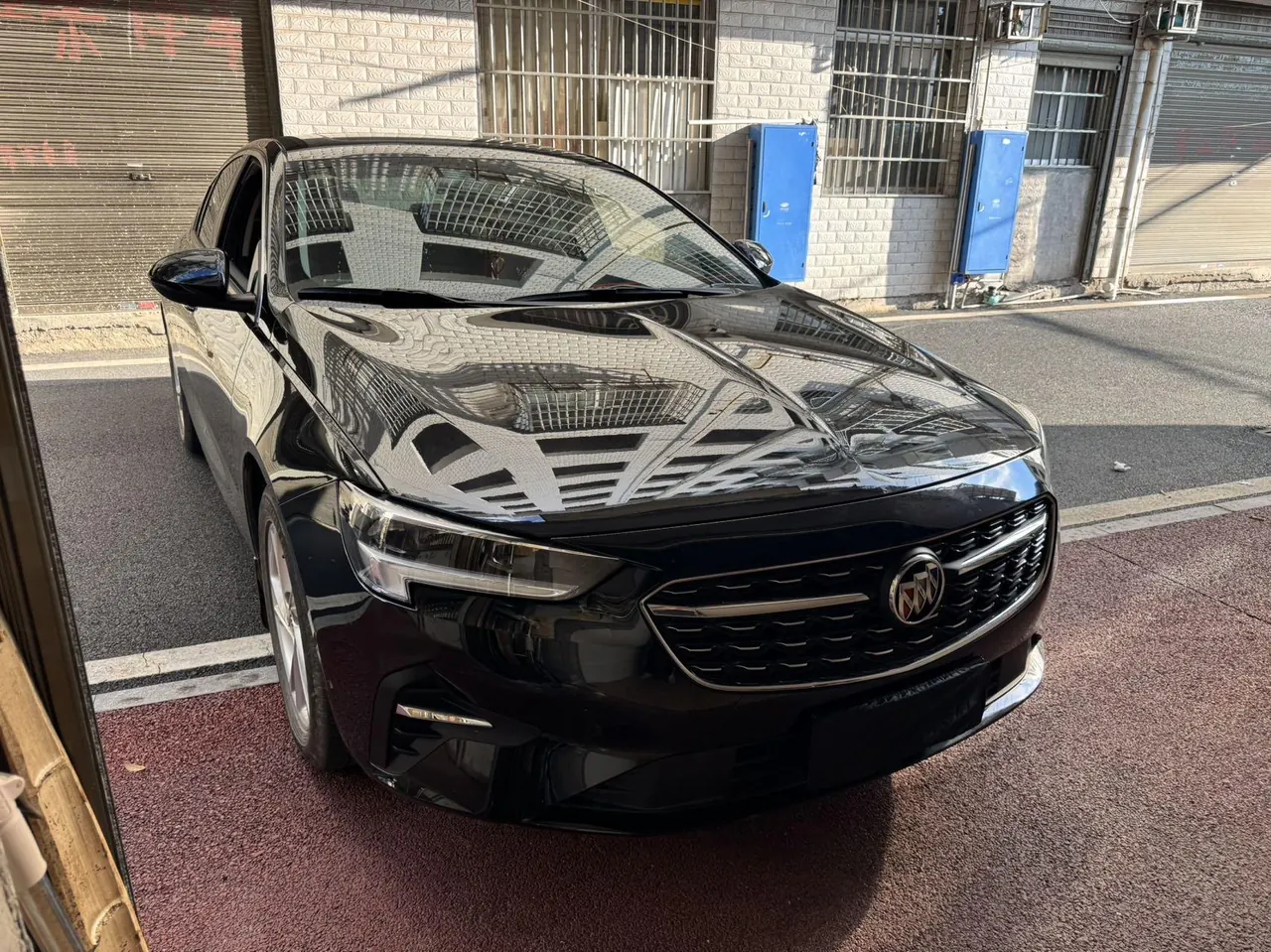 Buick 2022 Regal 1.5T 552T Smart Automatic Gear 3