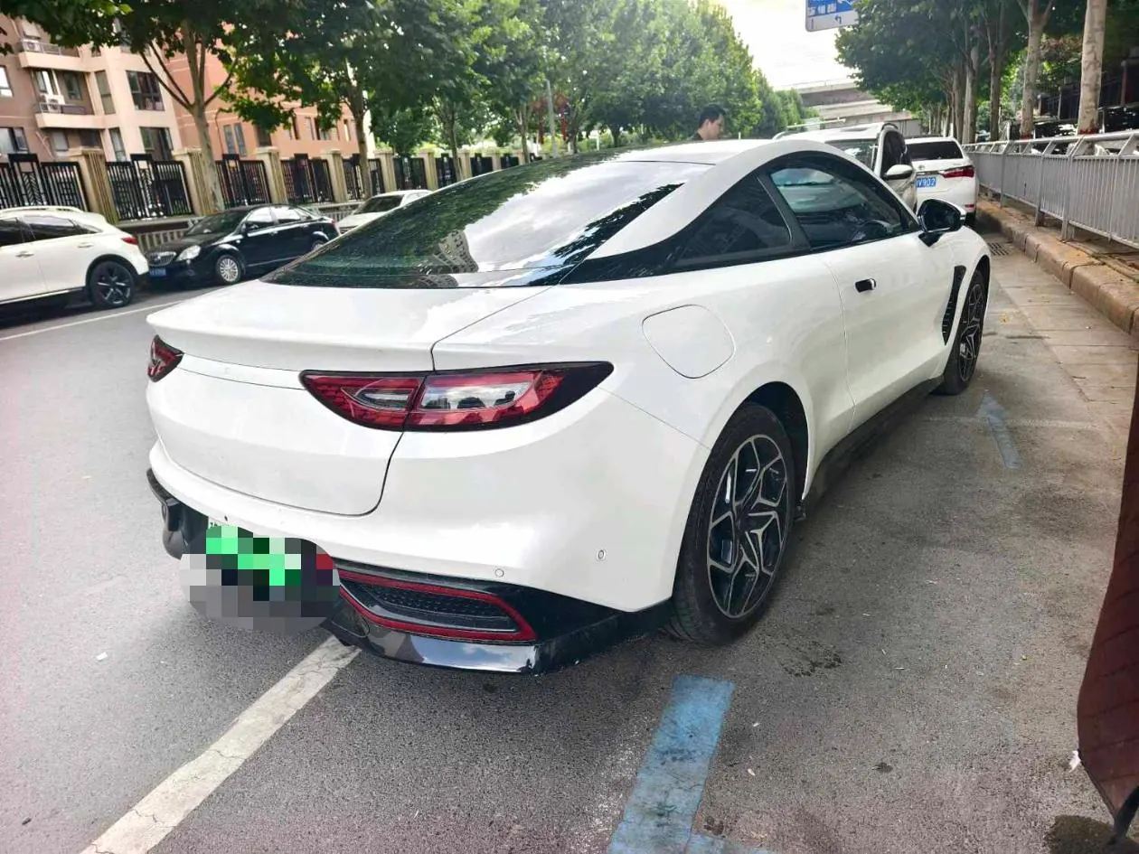 Neta 2023 Neta GT 580 AWD Sports Edition Automatic Gear 3