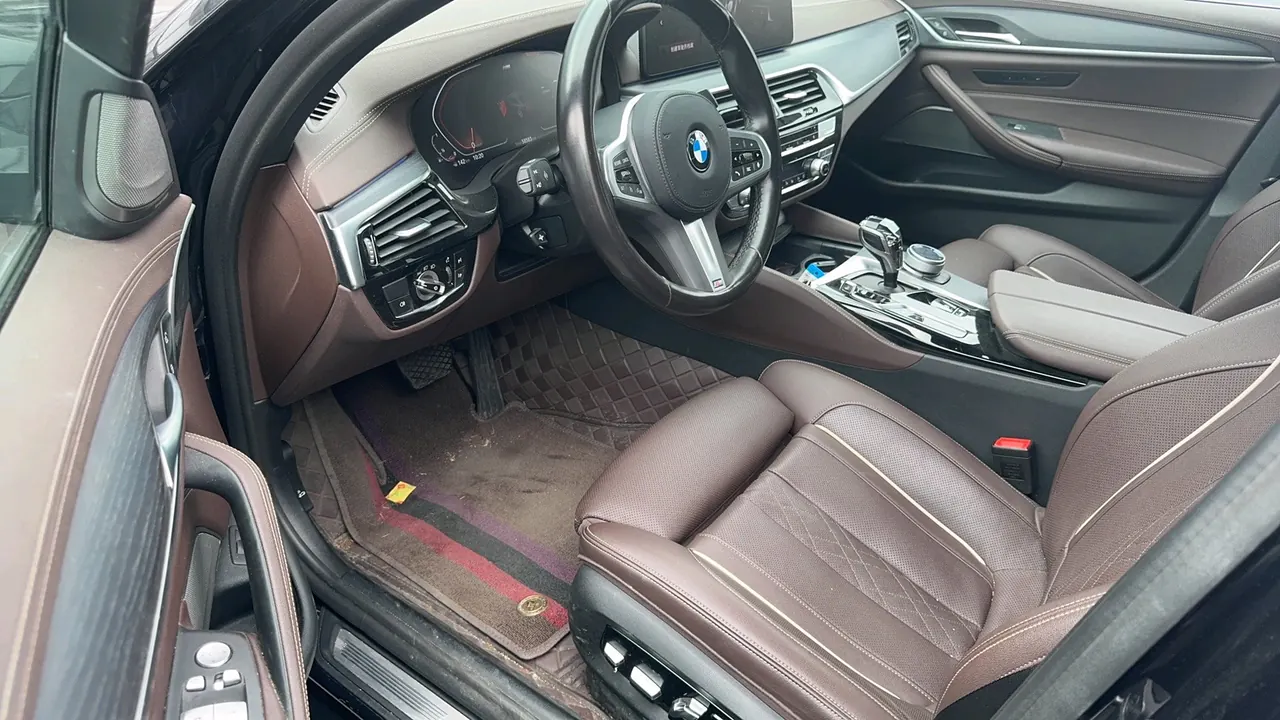 BMW 5 Series 2022 530Li 2.0T Exclusive M Sports Suit (Change 3) Automatic Gear 3