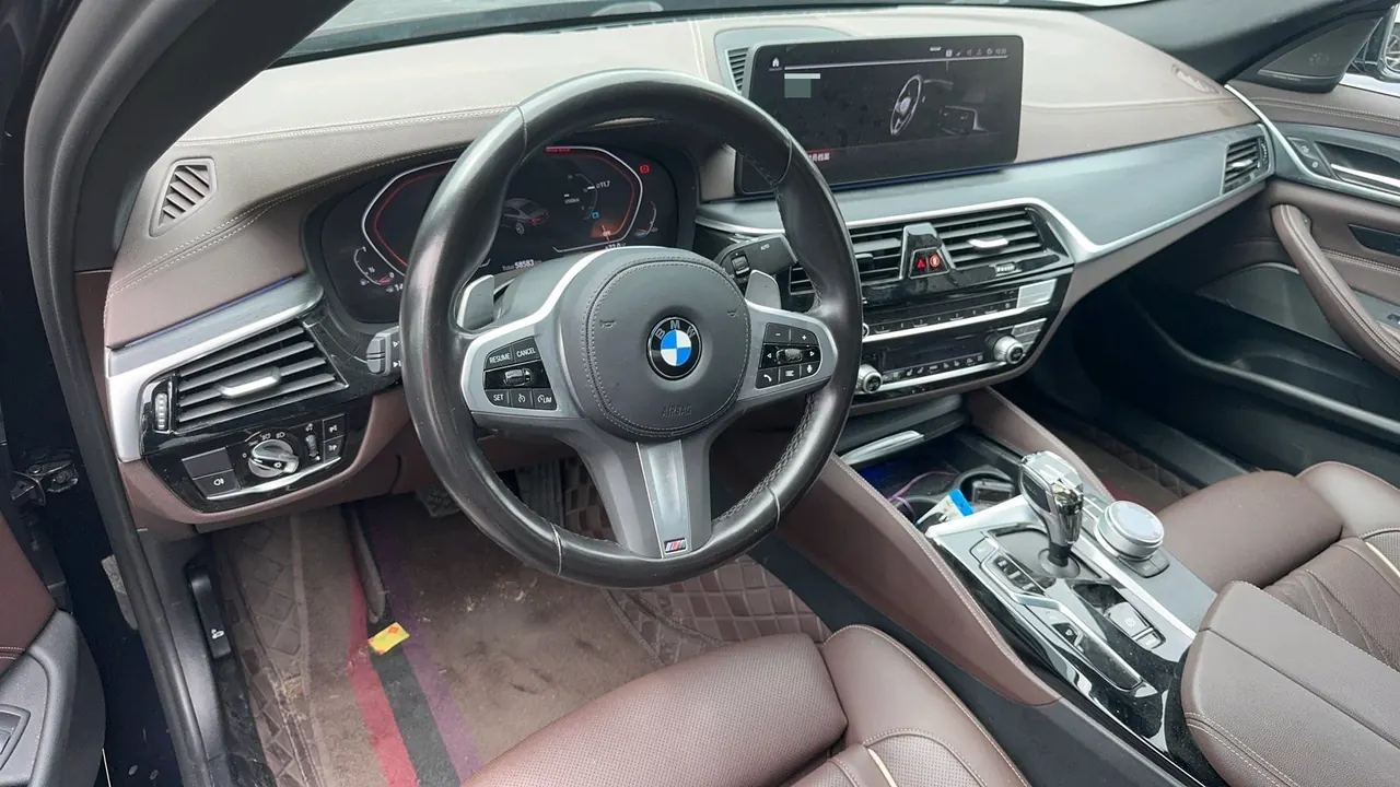 BMW 5 Series 2022 530Li 2.0T Exclusive M Sports Suit (Change 3) Automatic Gear 5