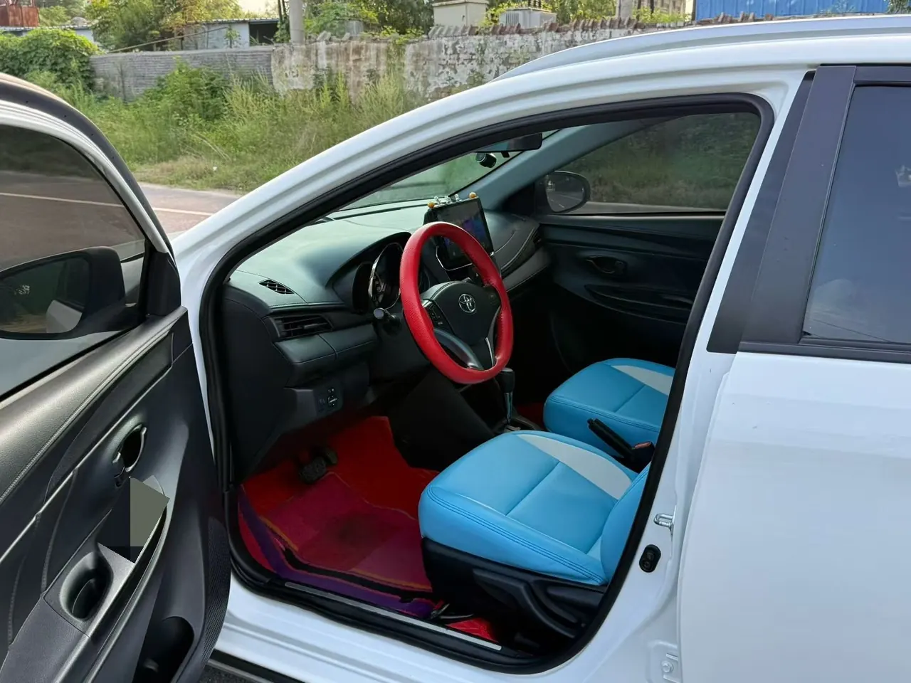Toyota yaris 2022 YARiS L Zhixuan X 1.5 Stepless Leading PLUS Edition Automatic Gear 4