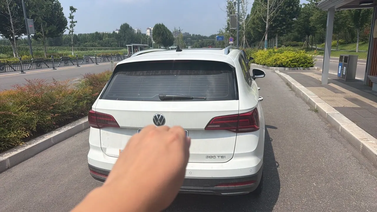 Volkswagen 2022 Tuyue 1.4TSI 280TSI Two-Drive Deluxe Automatic Gear 4