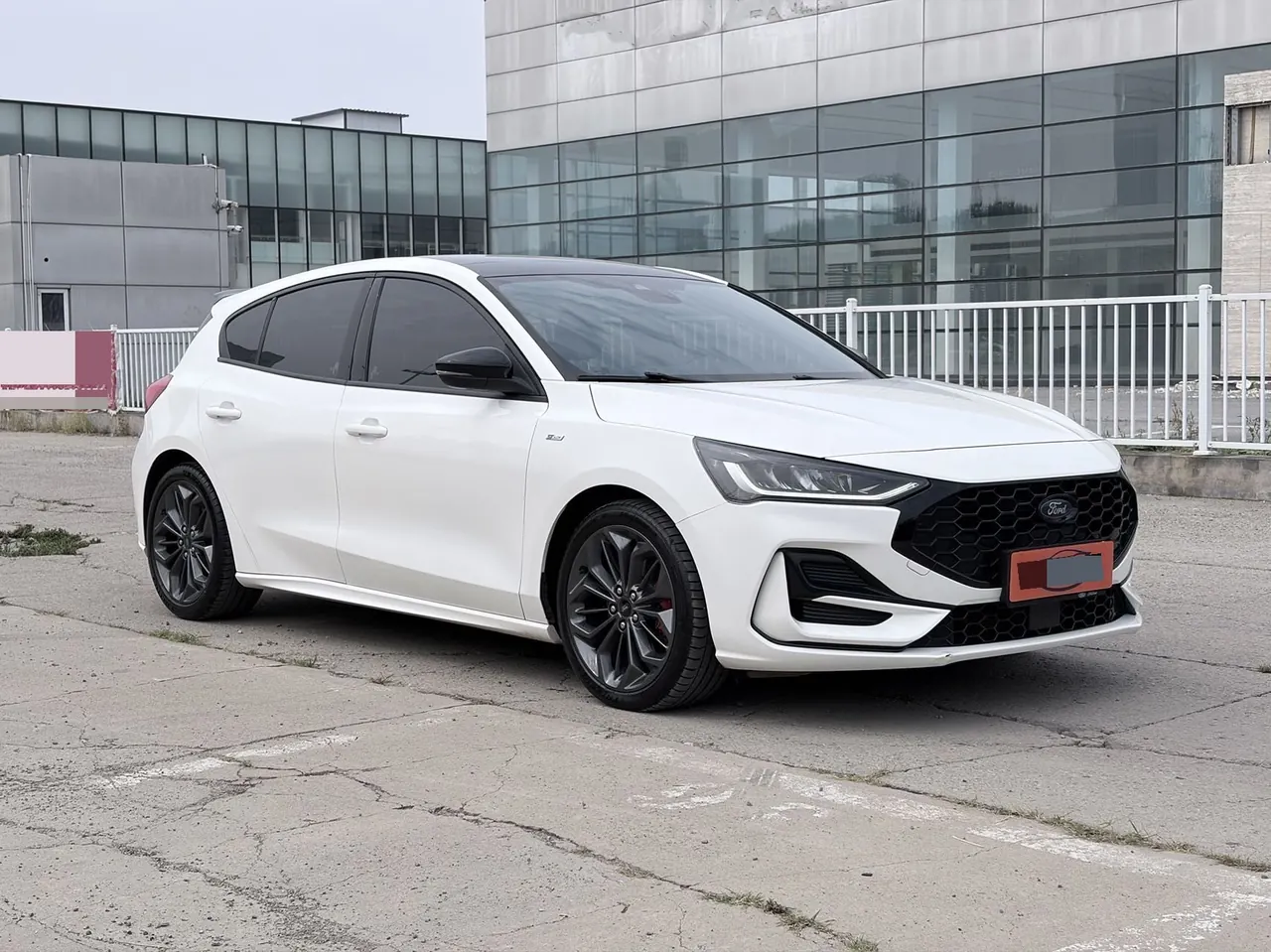 Ford 2022 Fox-hatchback 1.5T EcoBoost 180 ST Line Automatic 3