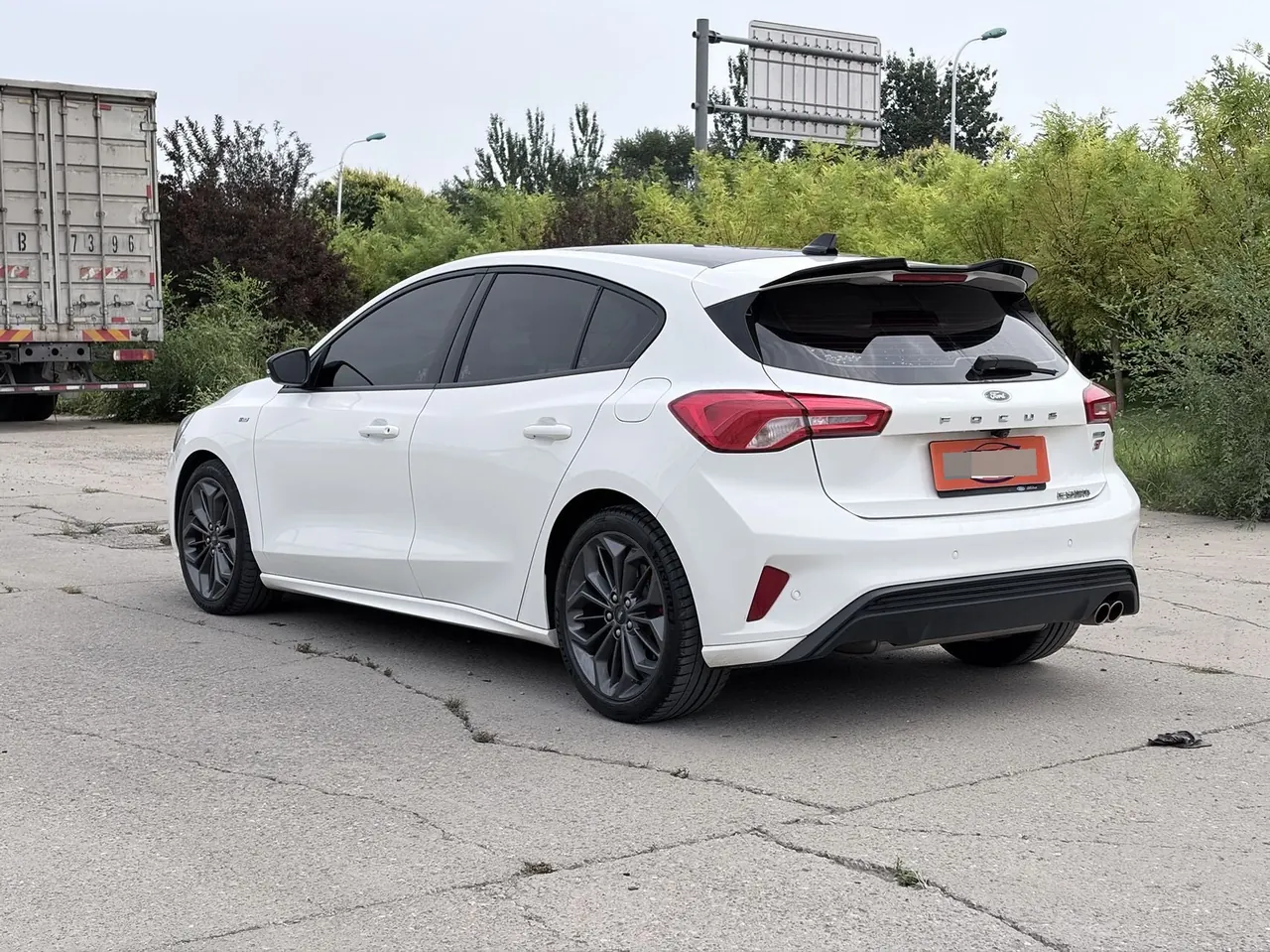 Ford 2022 Fox-hatchback 1.5T EcoBoost 180 ST Line Automatic 5
