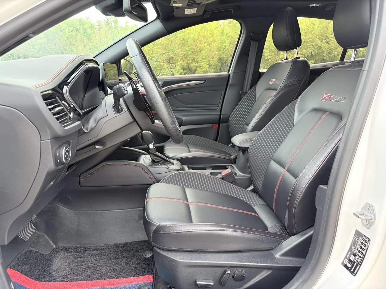 Ford 2022 Fox-hatchback 1.5T EcoBoost 180 ST Line Automatic 9