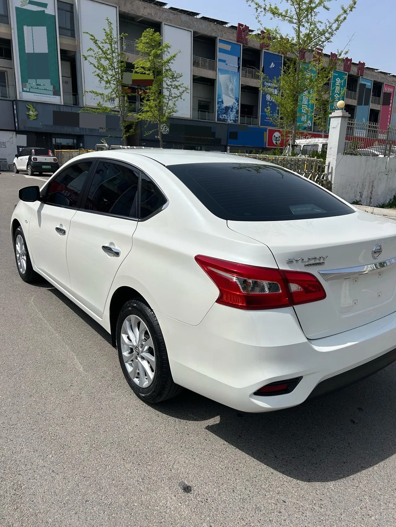 Nissan 2022 Sylphy Classic 1.6 Stepless XL Deluxe Automatic Gear 9