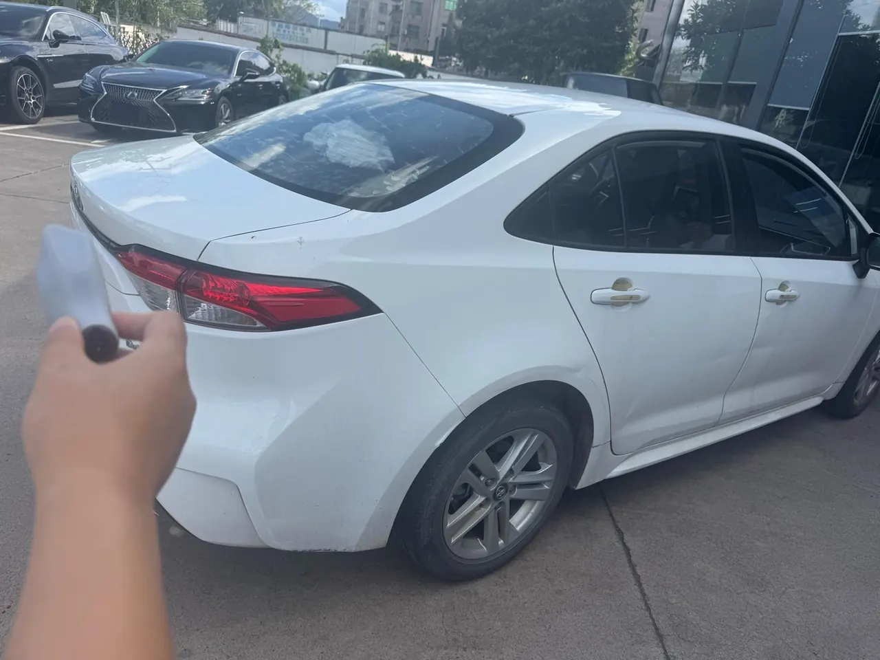 Toyota 2022 Lei Ling 1.2T Stepless 185T Deluxe Automatic Gear 2