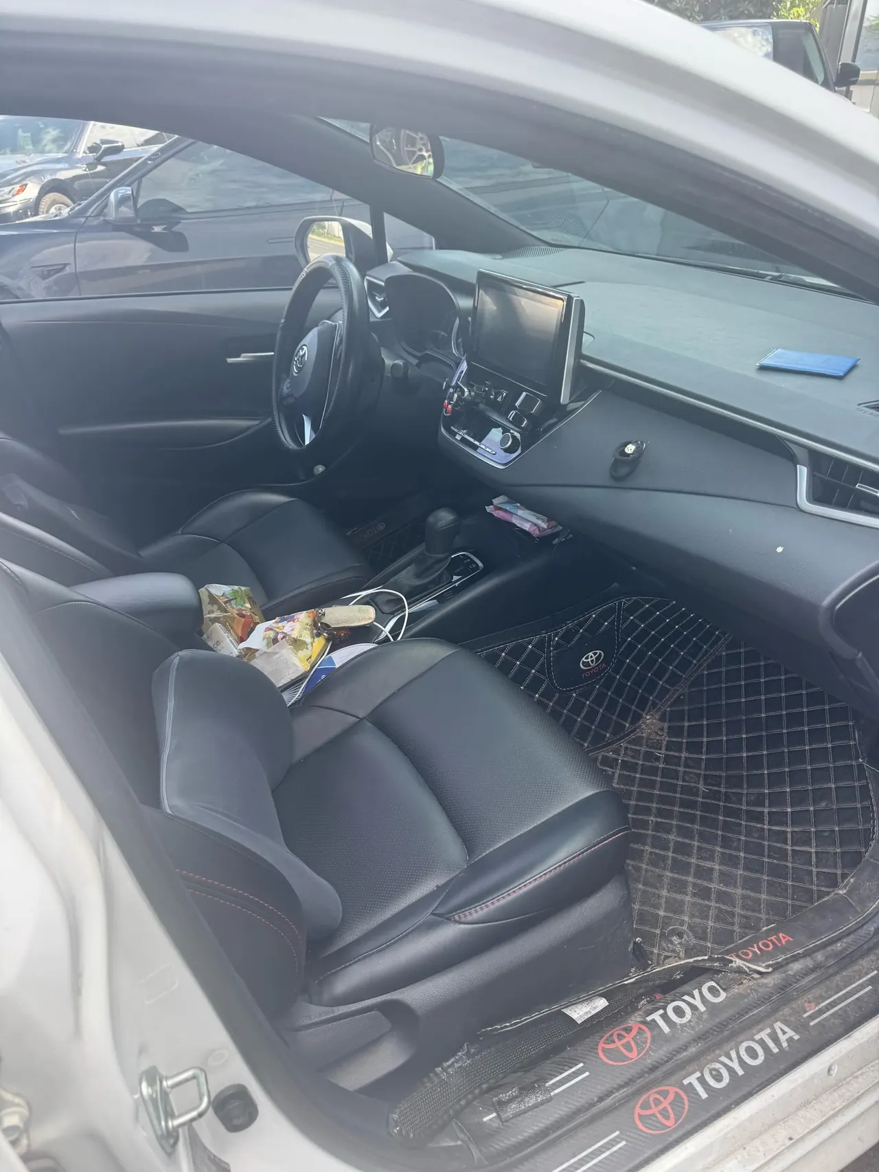 Toyota 2022 Lei Ling 1.2T Stepless 185T Deluxe Automatic Gear 4