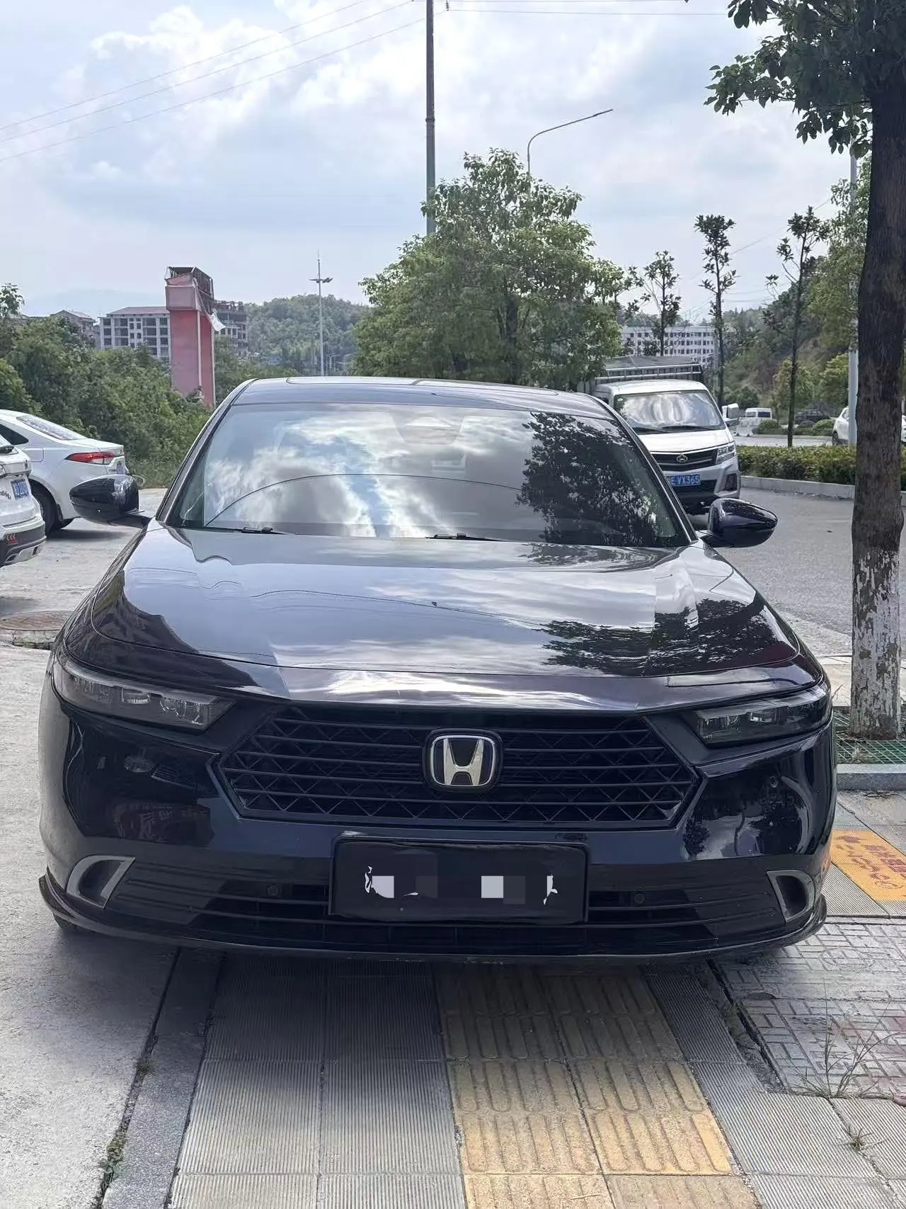 Honda Accord New Energy 2023 11th Generation Accord e:PHEV 2.0 Stepless Premium Edition Automatic Gear 2