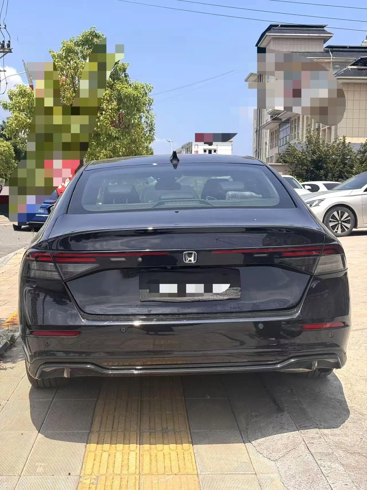 Honda Accord New Energy 2023 11th Generation Accord e:PHEV 2.0 Stepless Premium Edition Automatic Gear 3