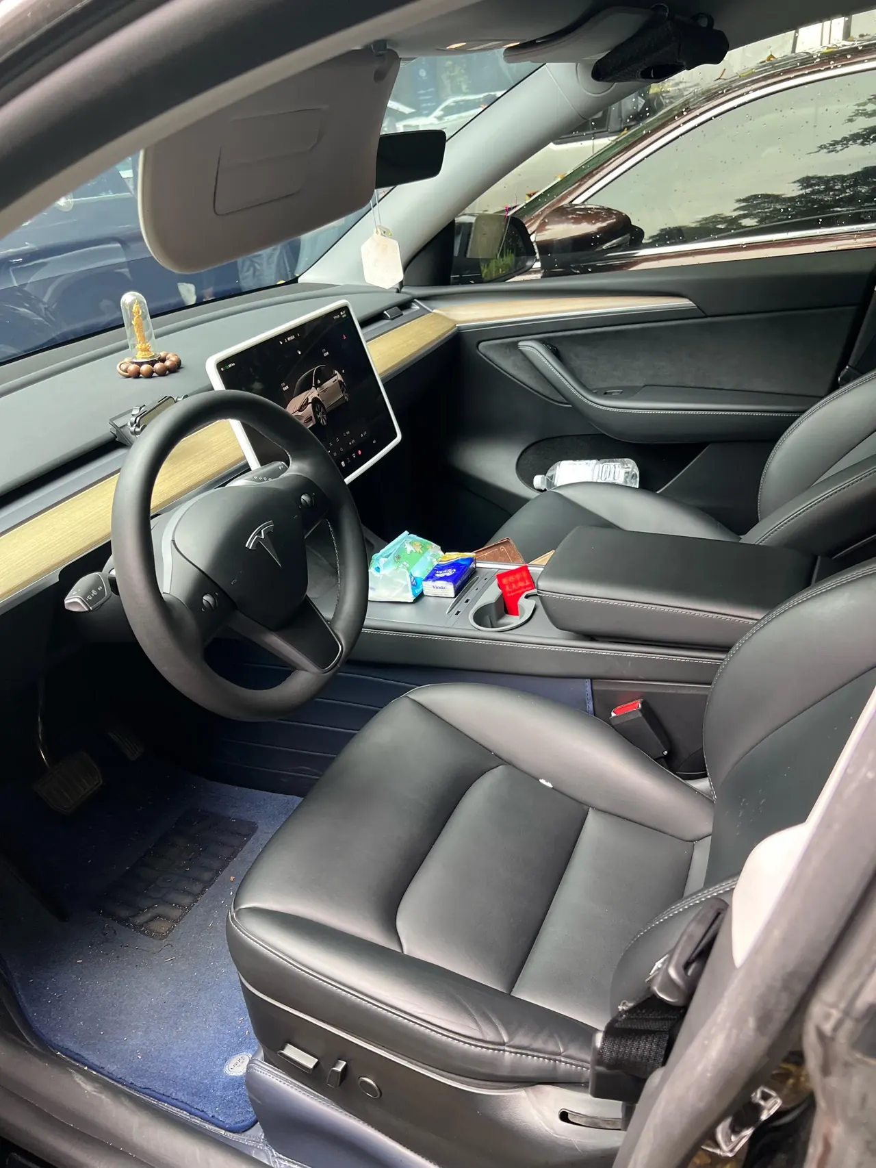 Tesla 2022 Model Y rear-wheel drive version (facelift) automatic gear 3
