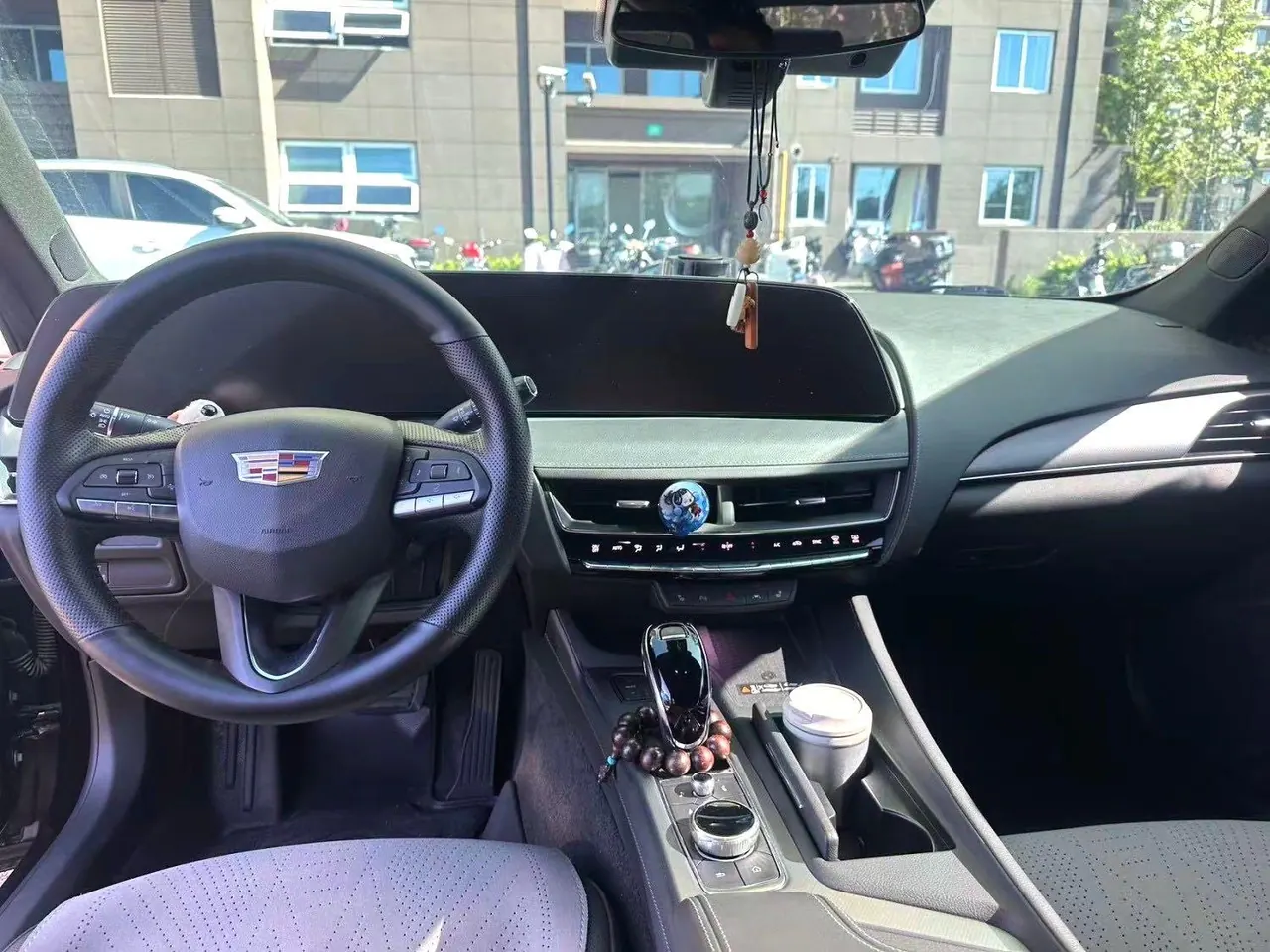 Geely 2025 XingyueL (Monjaro) 2.0TD Oriental Obsidian Current Edition Automatic Gear 5