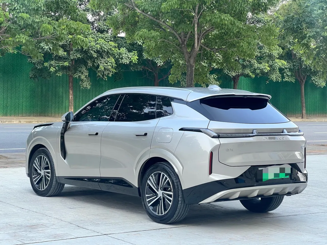 LYNK&amp;CO 2025 LYNK&amp;CO 08 EM-P 1.5T 120km long endurance Pro automatic gear 4