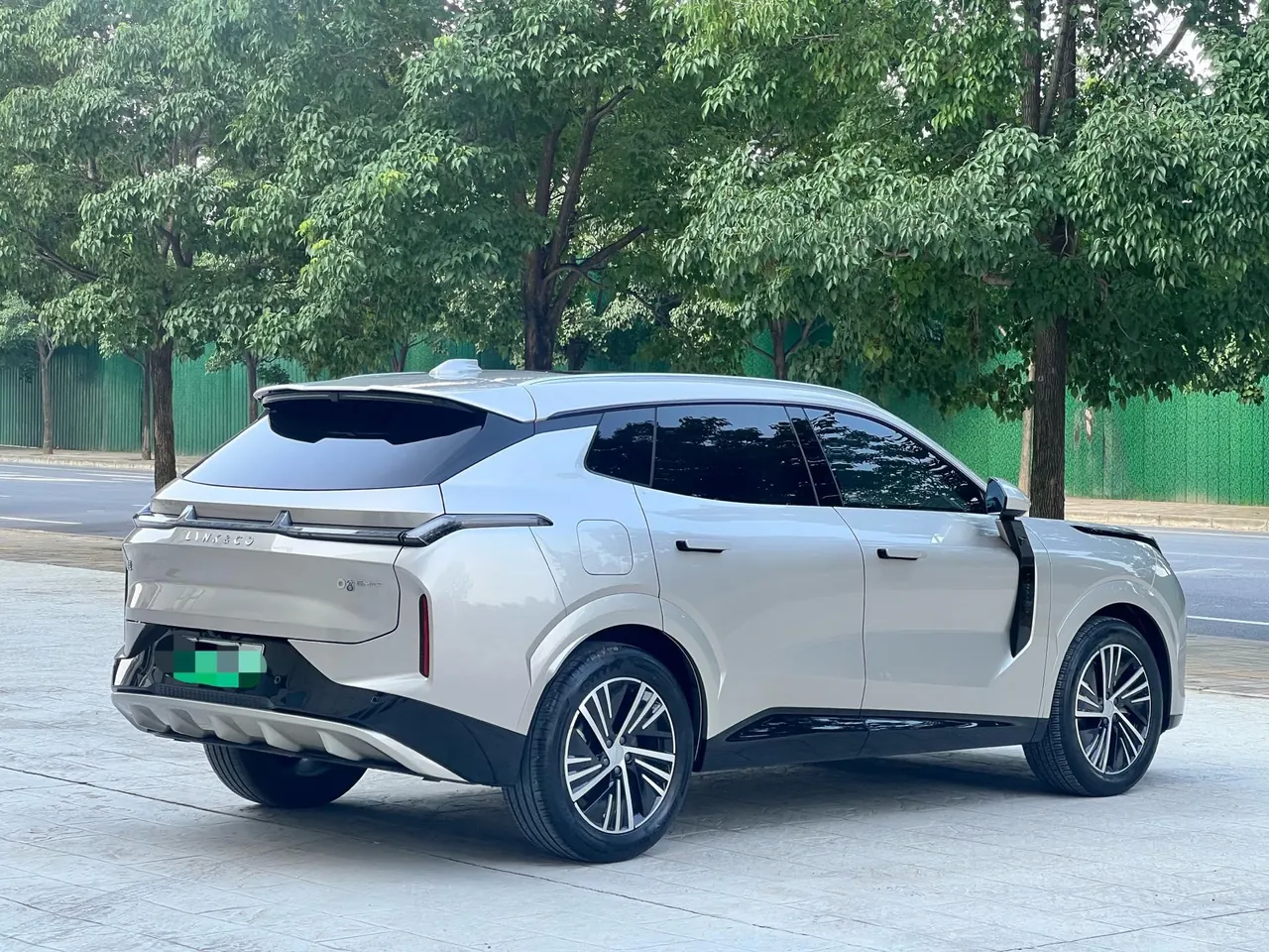 LYNK&amp;CO 2025 LYNK&amp;CO 08 EM-P 1.5T 120km long endurance Pro automatic gear 6