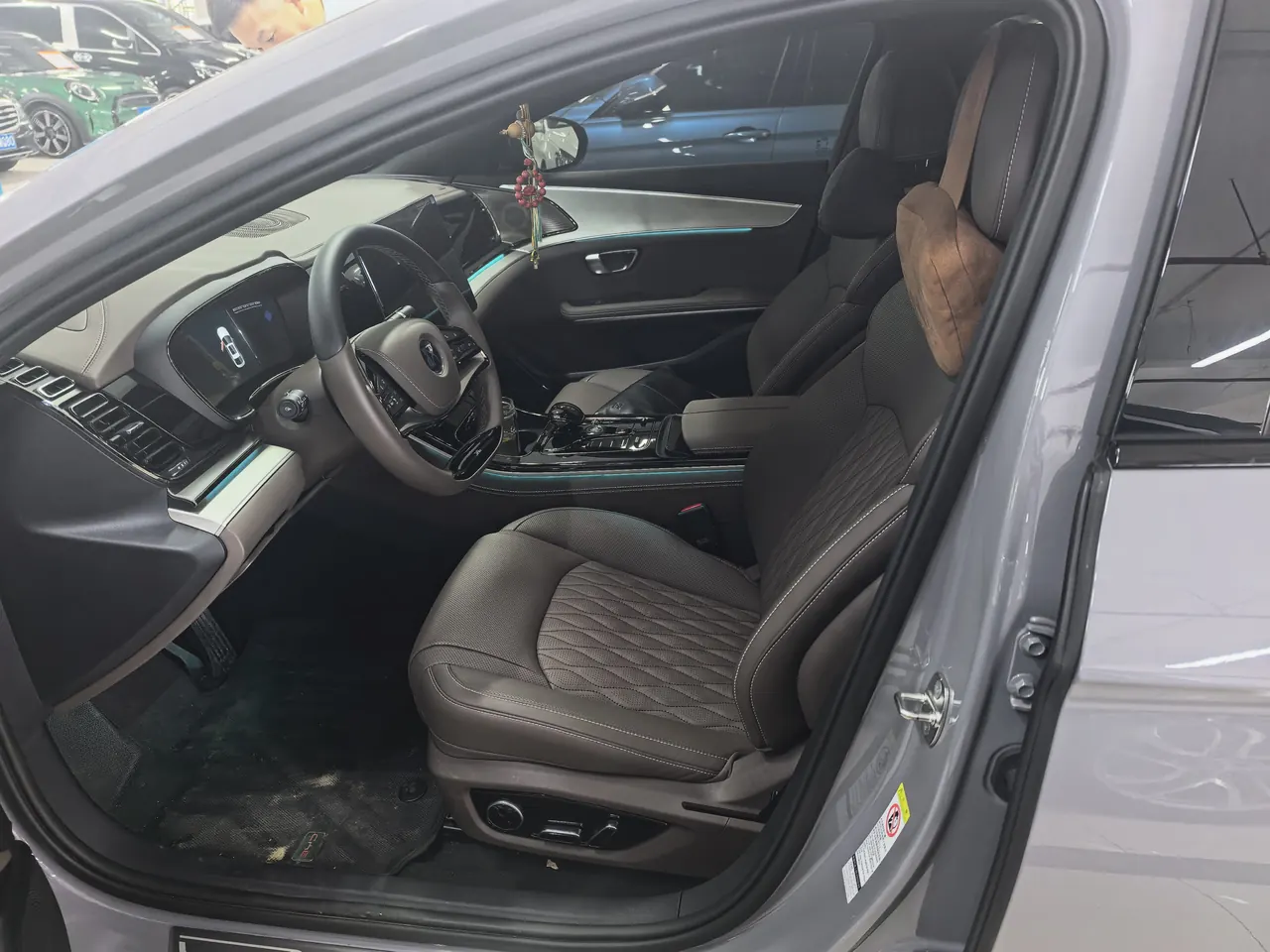 BYD 2025 Chinese DM-i 1.5T stepless 125KM elite automatic gear 4