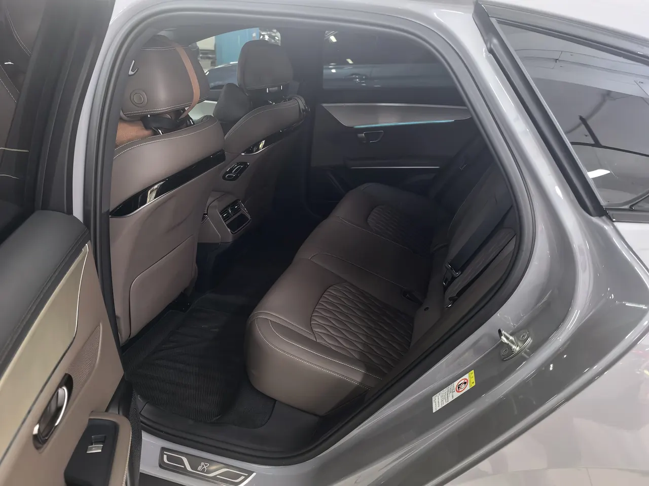 BYD 2025 Chinese DM-i 1.5T stepless 125KM elite automatic gear 5
