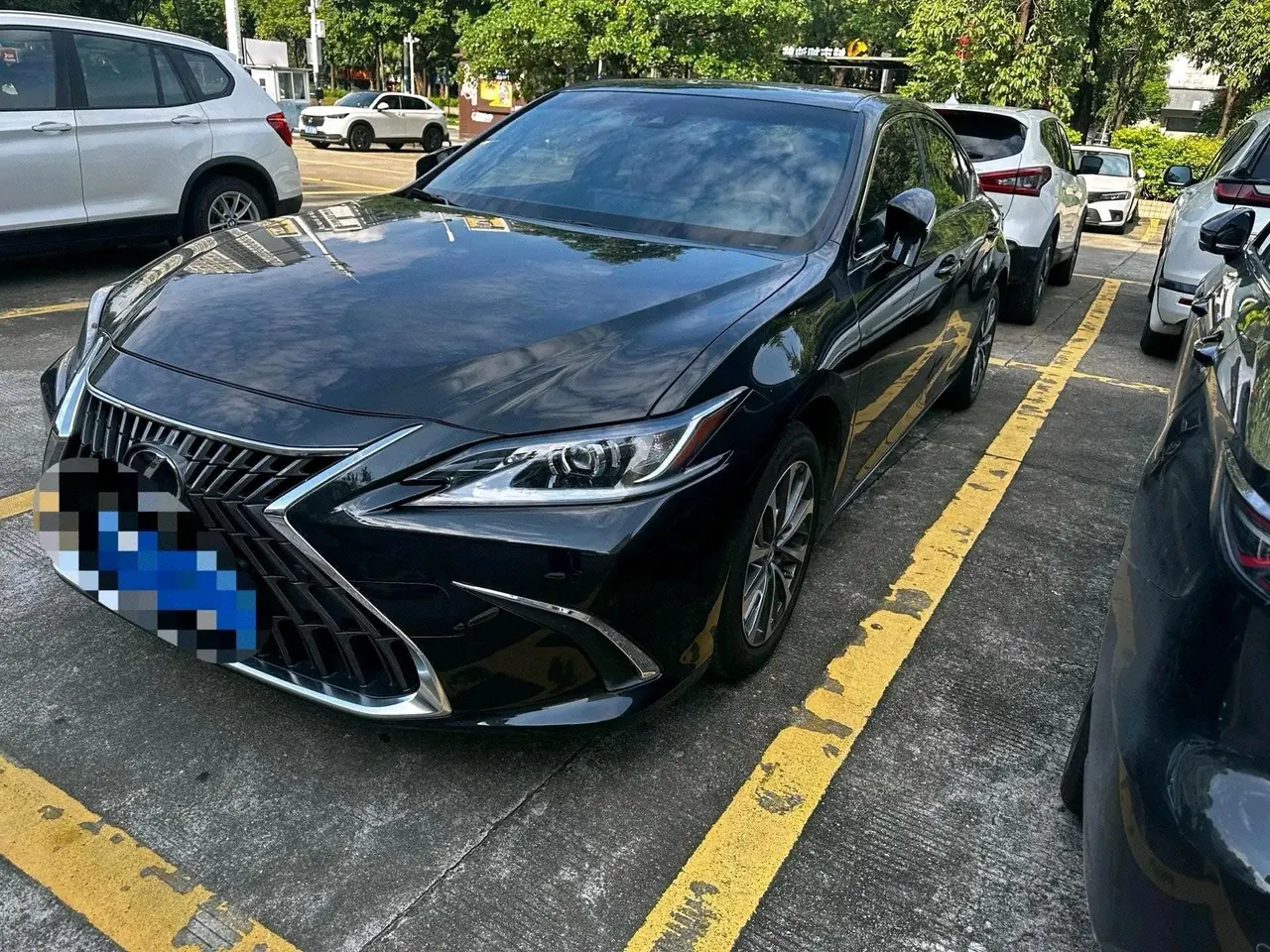 Open image lightbox: Lexus ES (Imported) 2024 ES200 2.0 Stepless Edition Automatic Gear