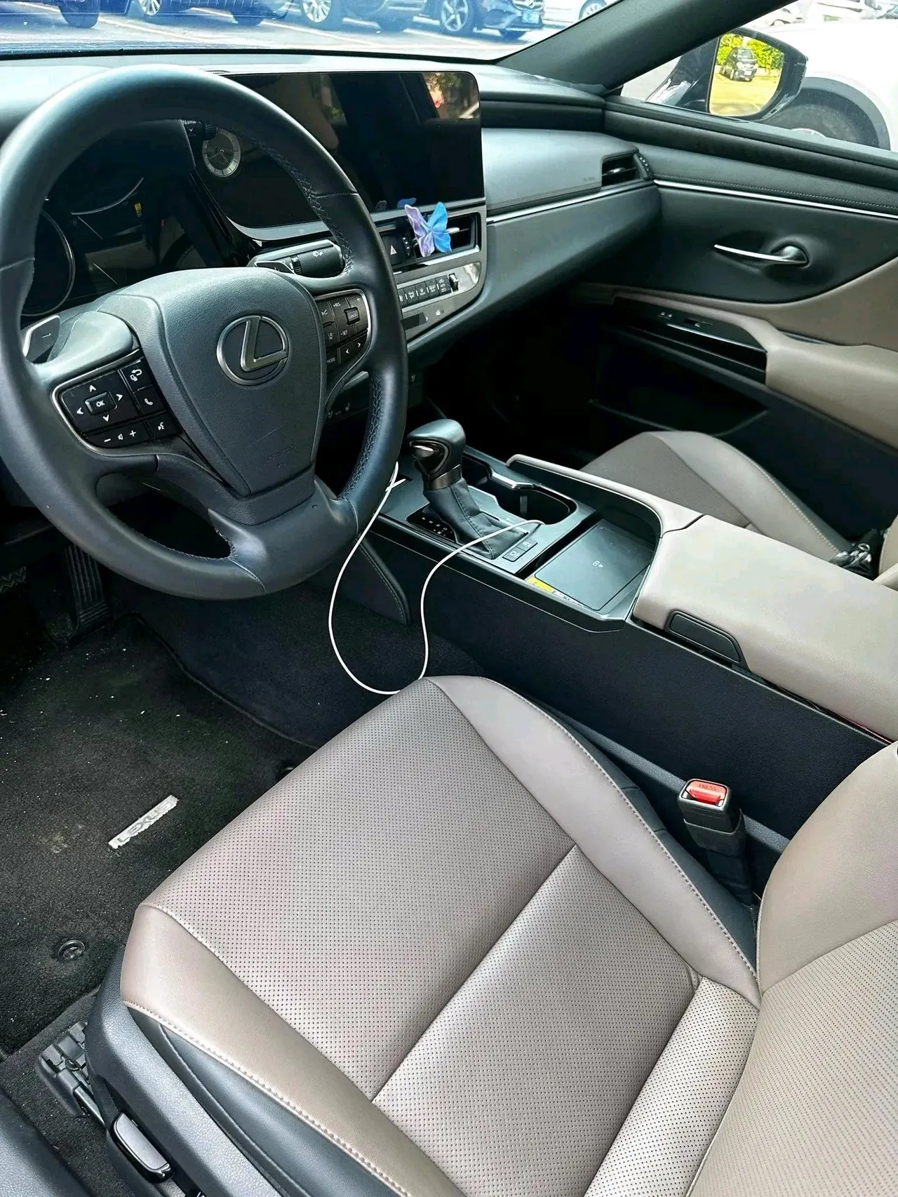 Lexus ES (Imported) 2024 ES200 2.0 Stepless Edition Automatic Gear 4