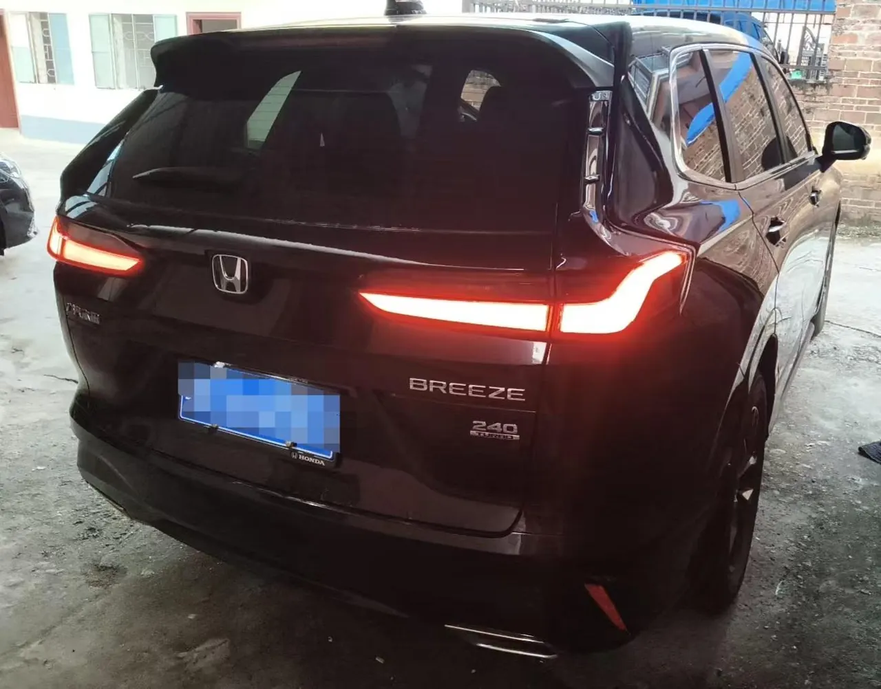Honda 2023 Hao Ying 1.5T Stepless 240TURBO Two-Drive Elite Edition 5-seat Automatic Gear 3