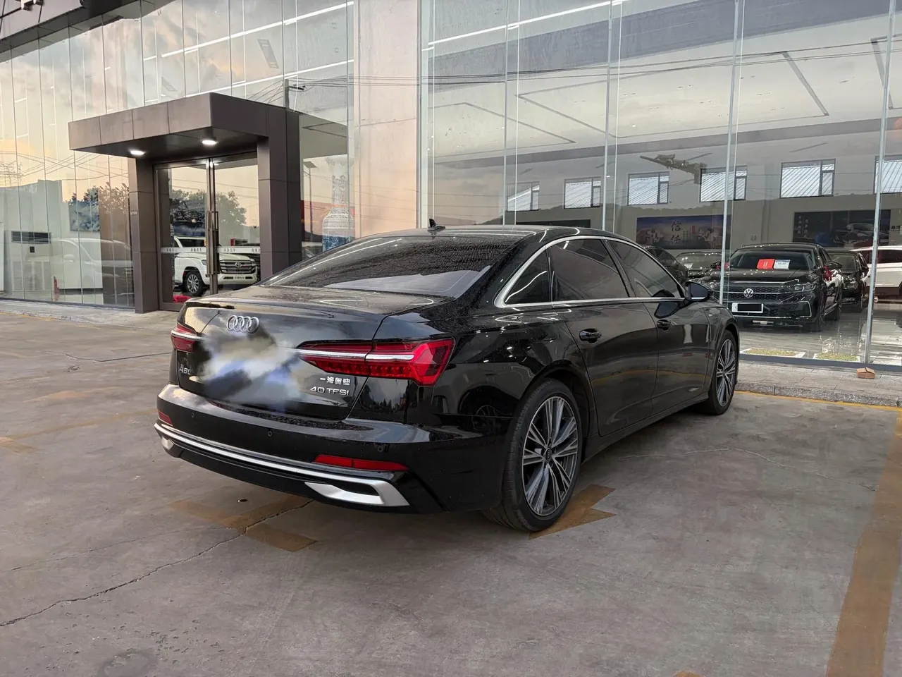 Audi 2023 A6L 2.0TFSI 40TFSI Deluxe Dynamic Automatic 2