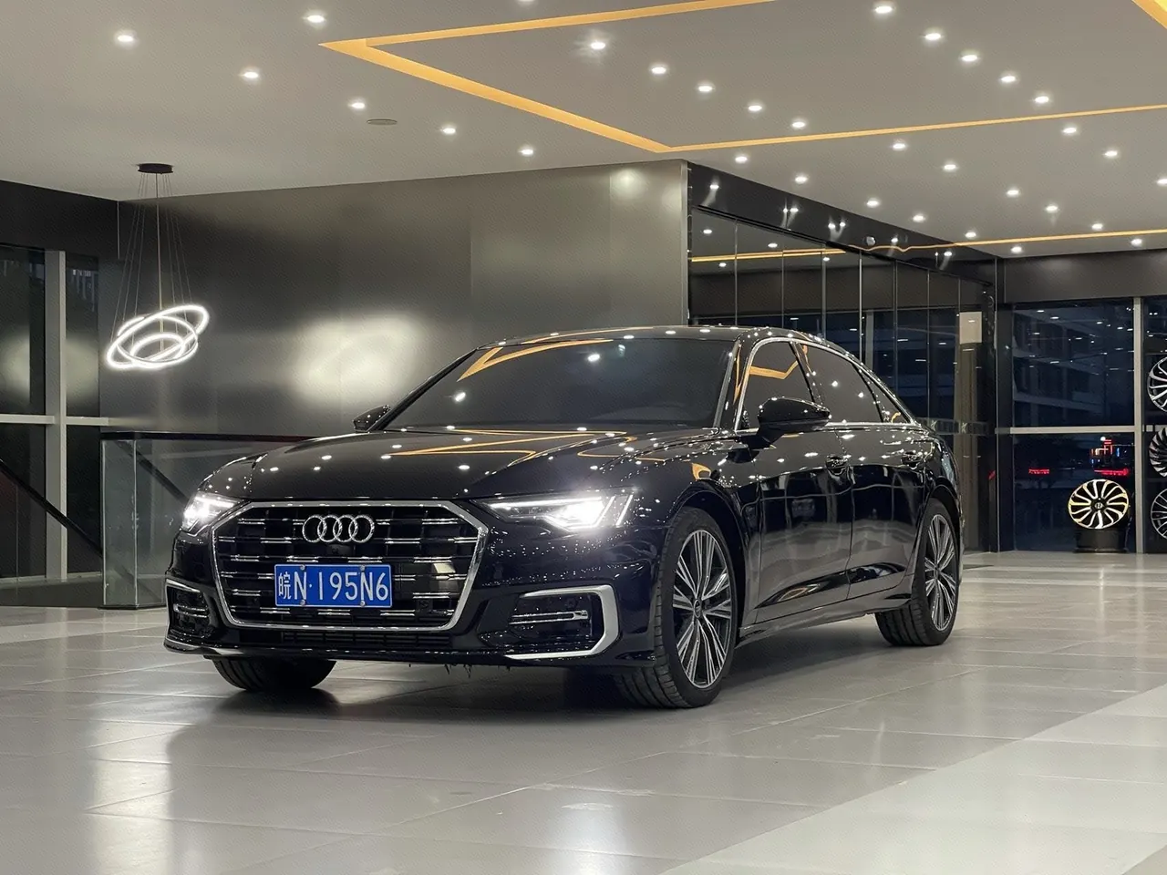 Open image lightbox: Audi 2025 A6L 2.0TFSI 45TFSI Selected Dynamic Automatic