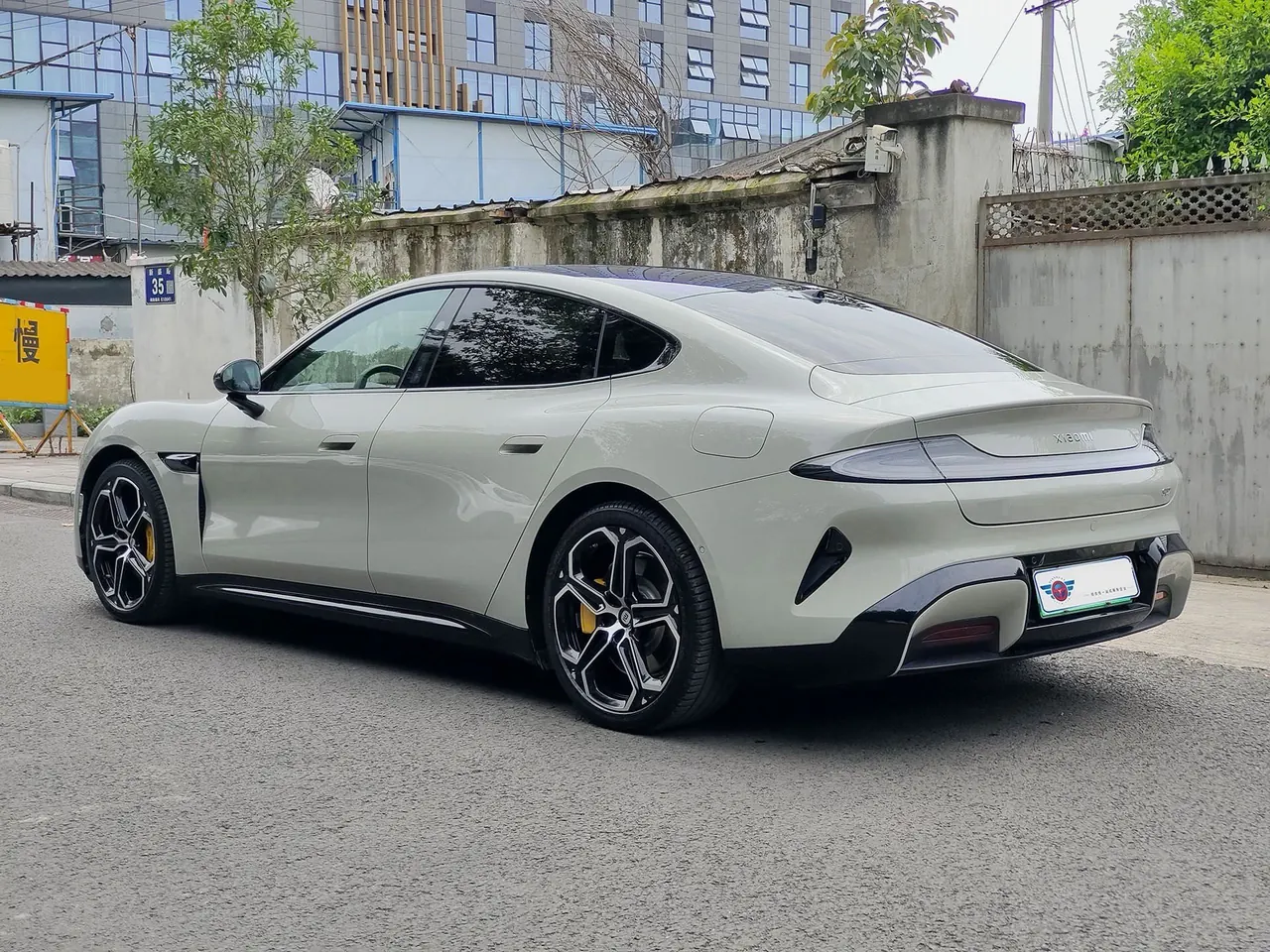 MI 2026 SU7 Standard Edition Automatic Gear 2