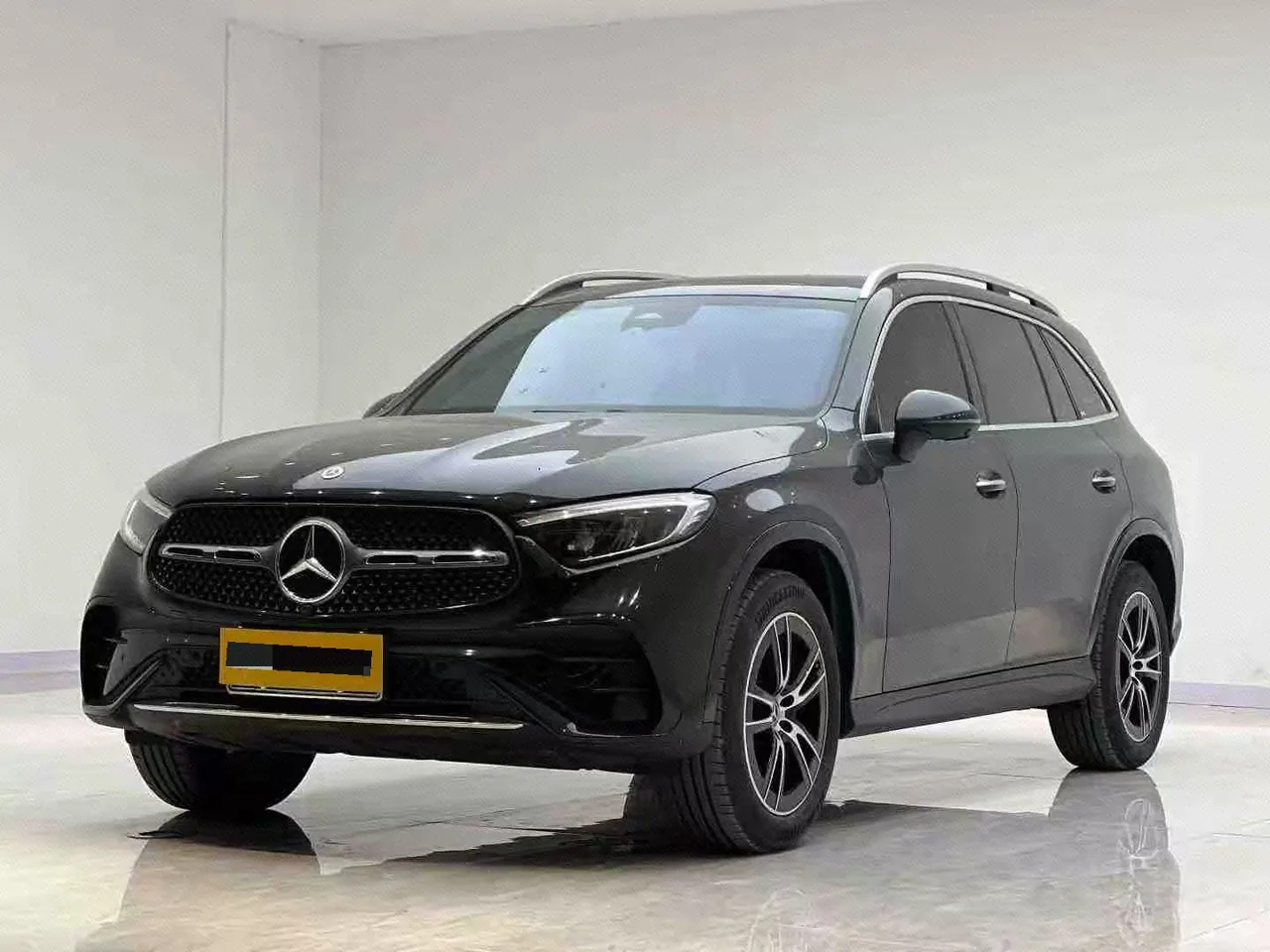 Open image lightbox: Mercedes Benz 2025 GLC 300 L 4MATIC 48V 2.0T dynamic 5-seat automatic gear