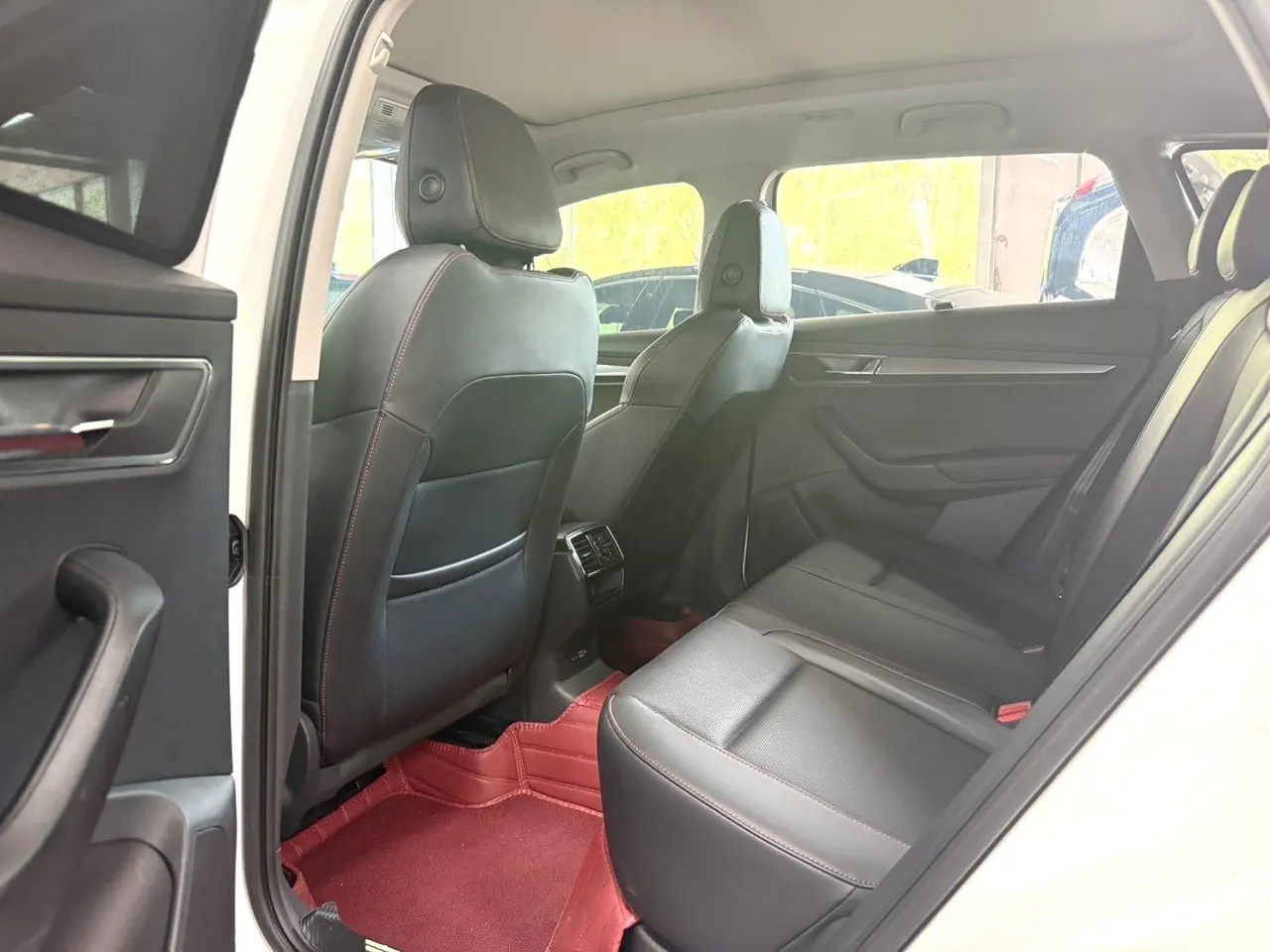 Skoda 2025 Keluoke 1.4TSI TSI280 Premium Edition Automatic Gear 9