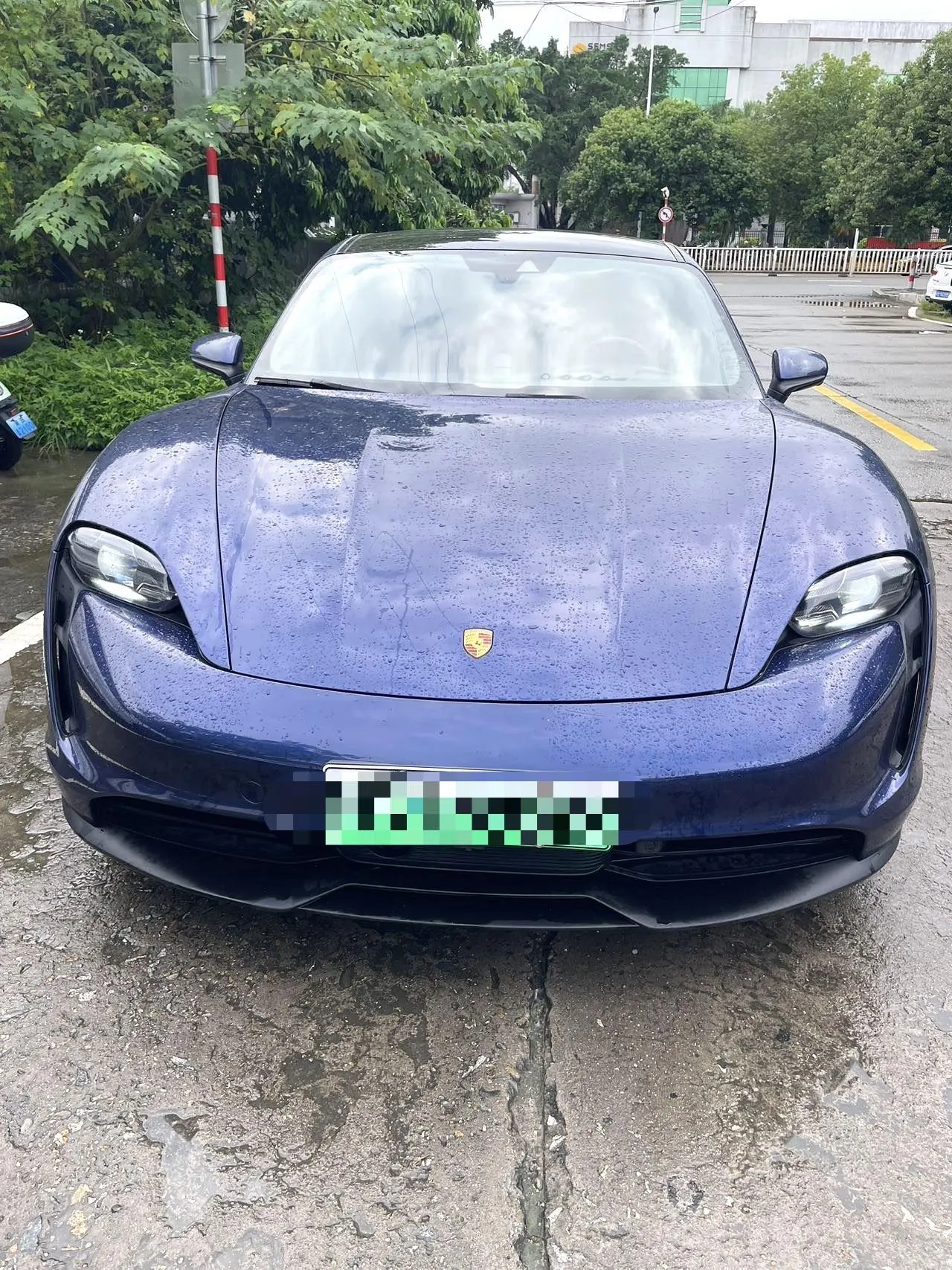 Porsche Taycan (Imported) 2020 Taycan Taycan Automatic 2