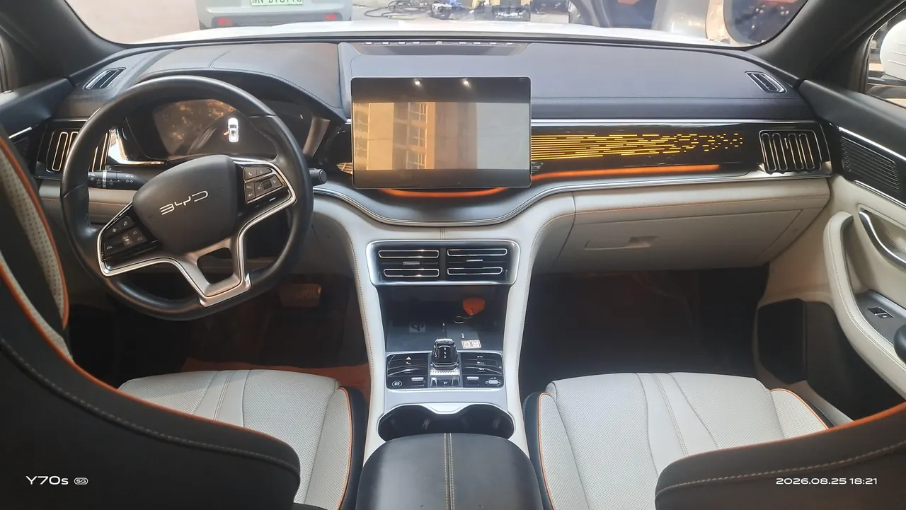 BYD Song PLUS New Energy 2024 Song PLUS EV Glory Edition 520km Pilot Automatic Gear 3