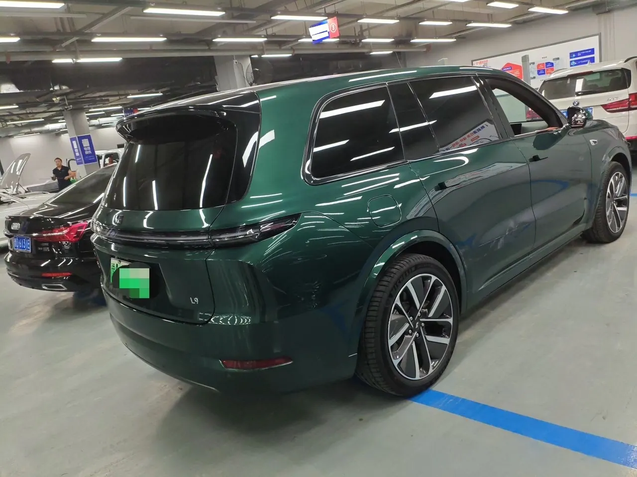 Li 2024 L9 Ultra automatic gear 3