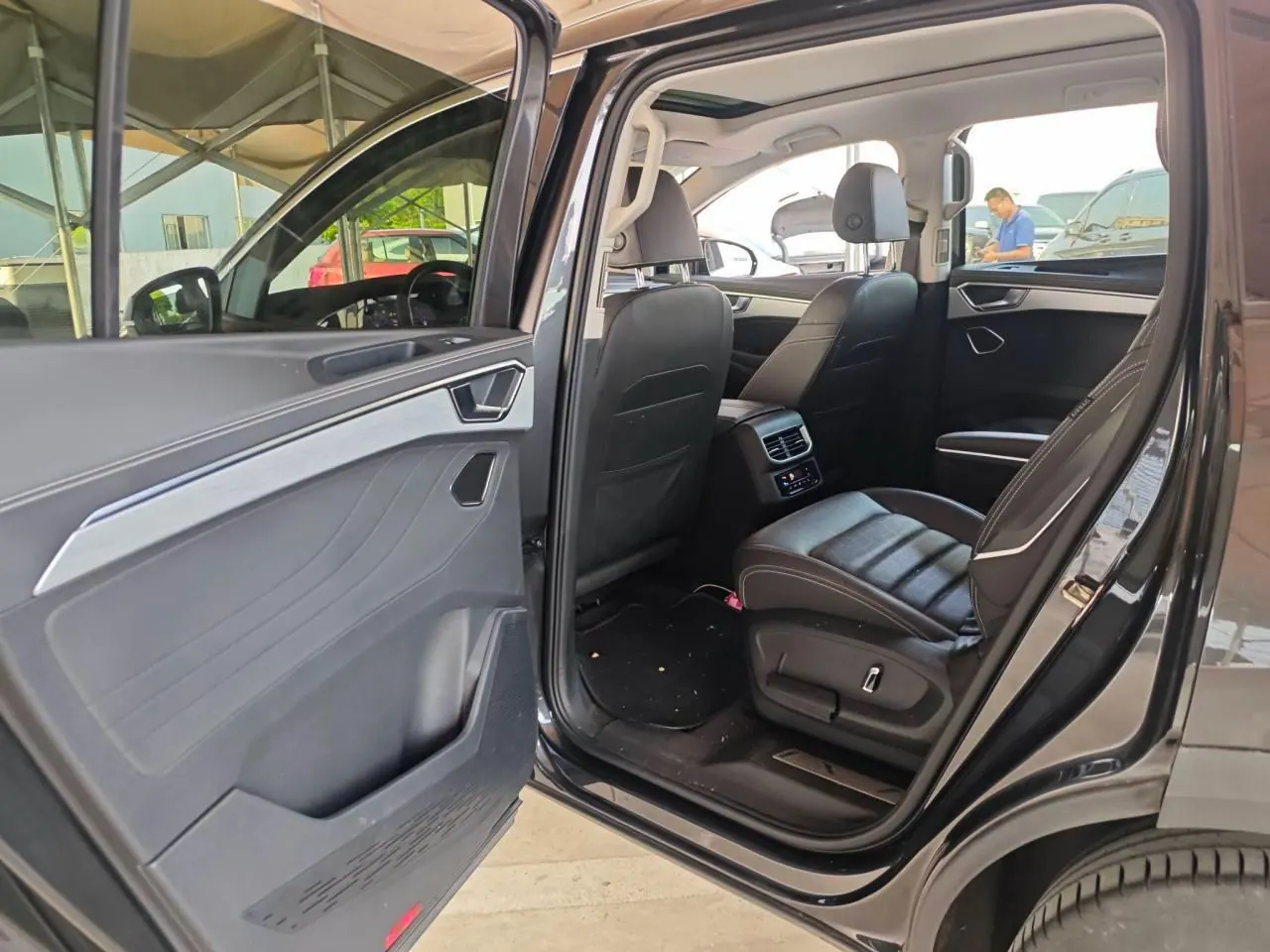 Volkswagen 2021 models of 2.0TSI 380TSI four-wheel drive luxury version of Pro automatic gear 4