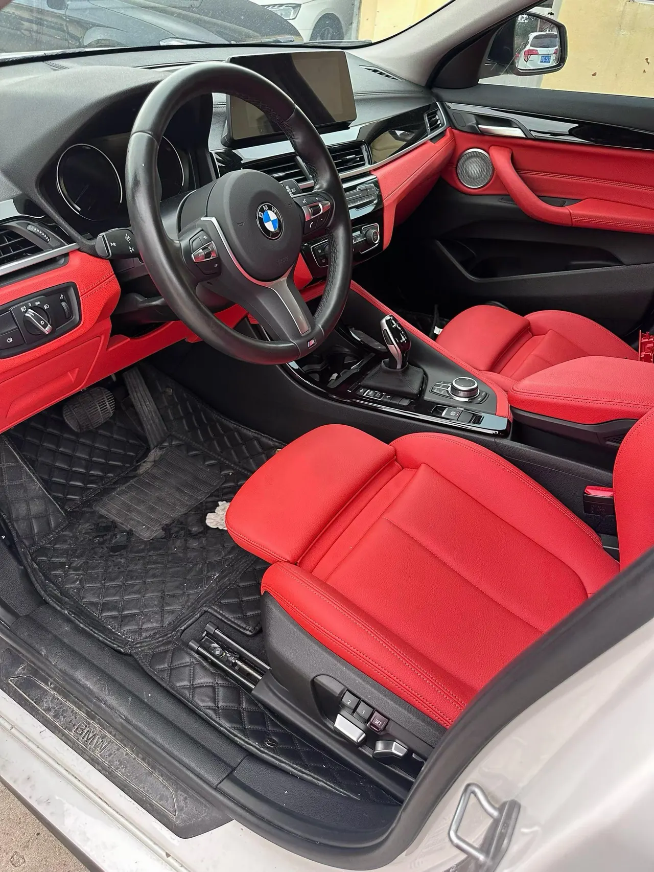 BMW 2022 X2 sDrive25i 2.0T M off-road set automatic gear 3
