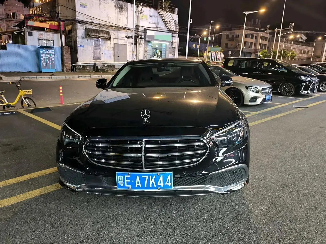 Mercedes Benz E Class 2022 E 300 L 2.0T Luxury (Modified 3) Automatic Gear 2