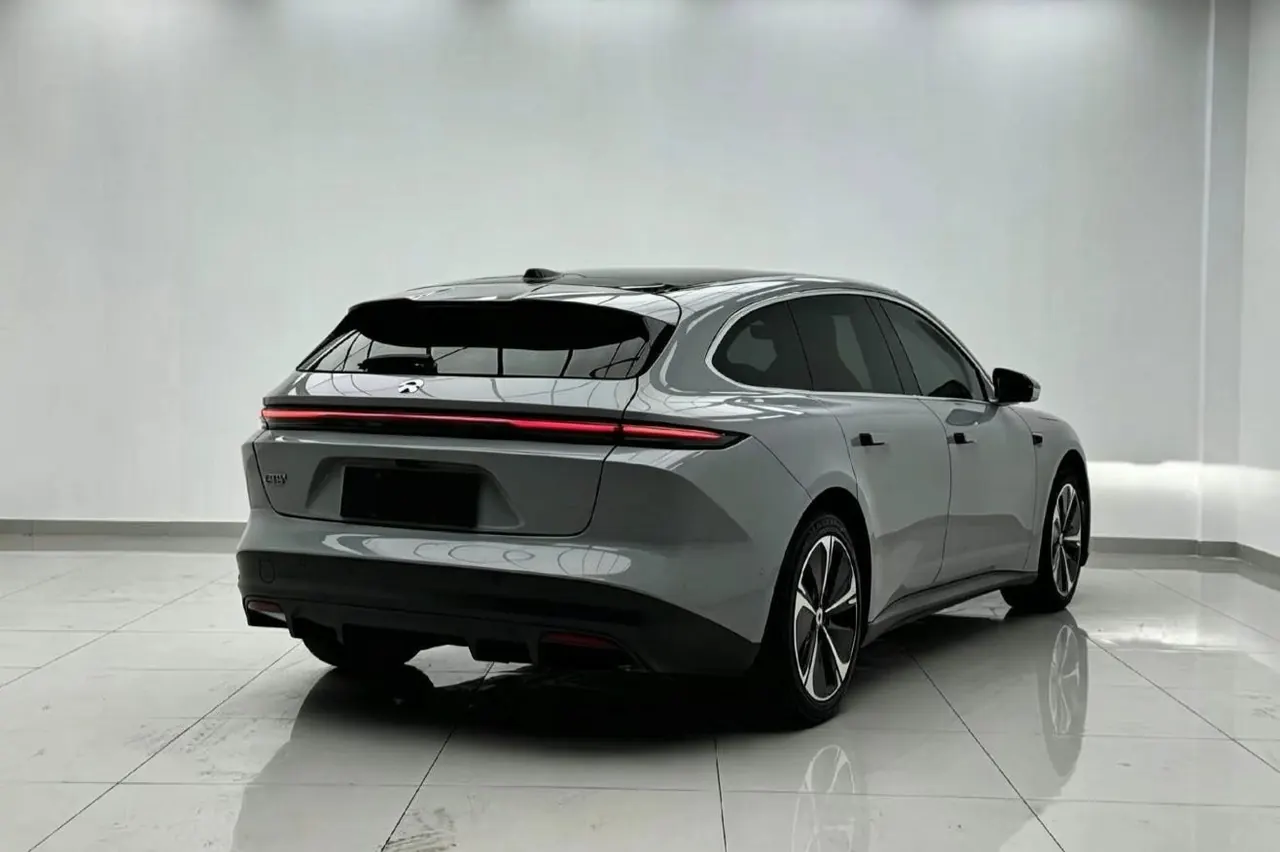 NIO 2024 ET5T 75kWh Touring automatic 7