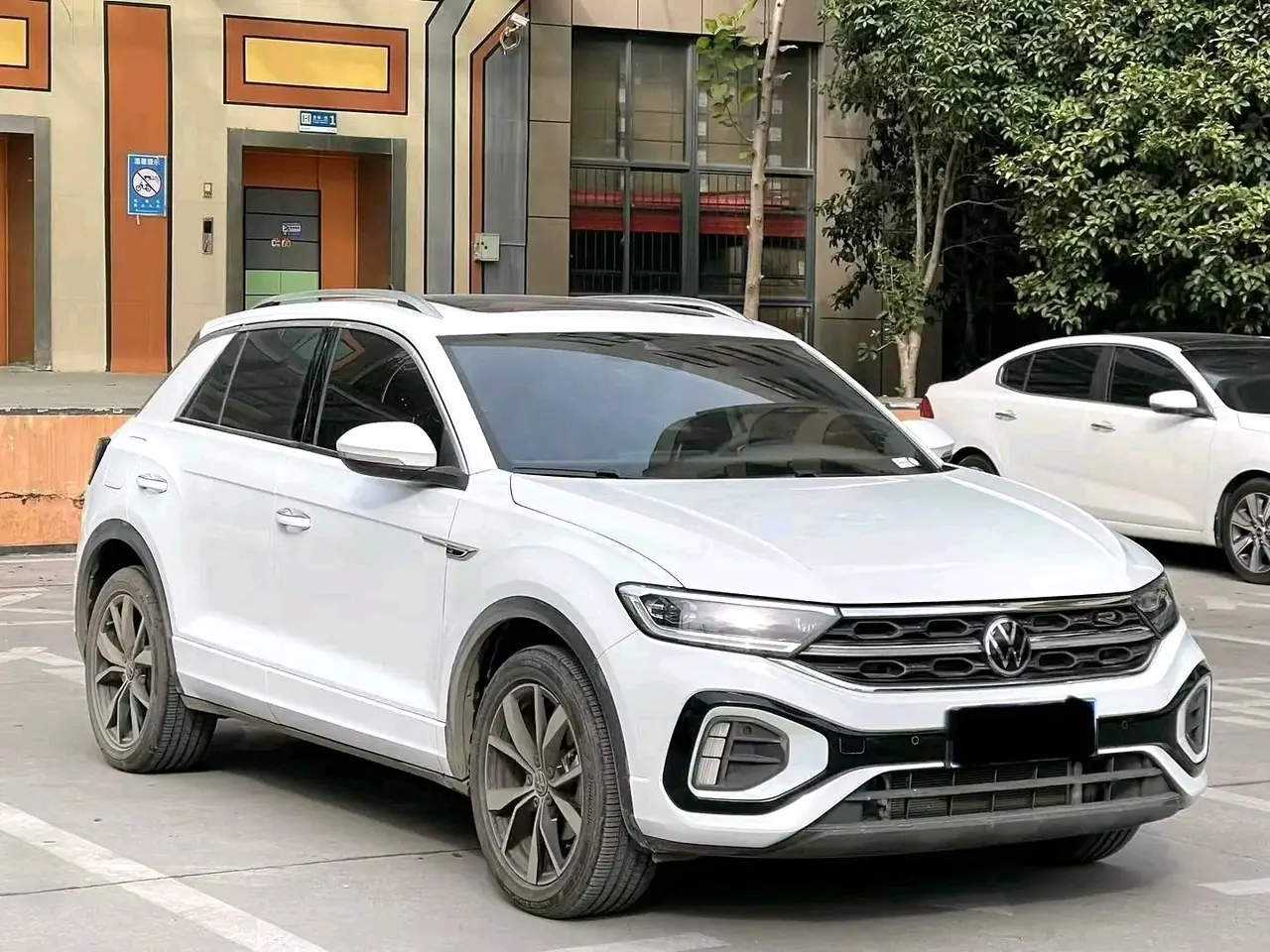 Volkswagen 2024 Tange 1.5TSI 300TSI Two-Drive Chen Guang Edition Automatic Gear 3