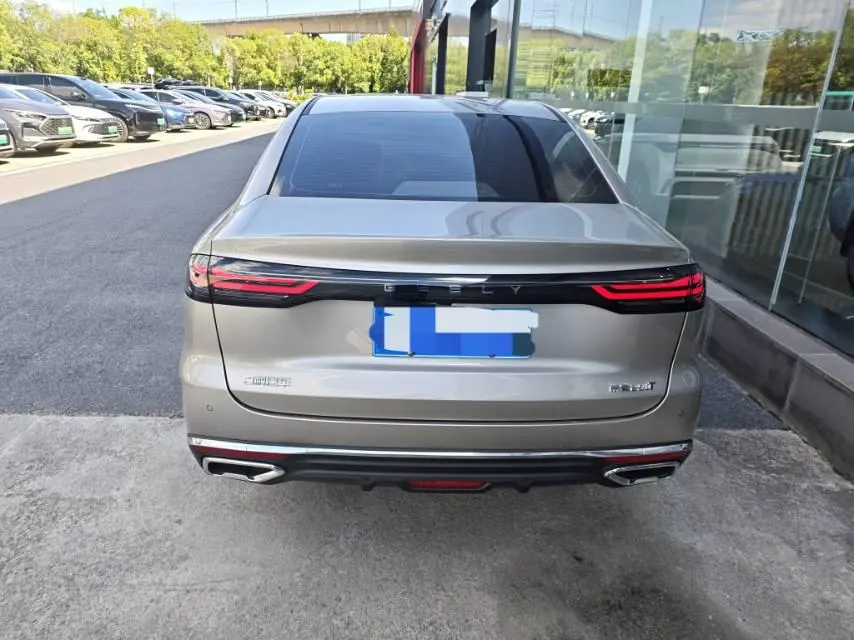 Geely 2026 Emgrand – Sedan 1.5T Flagship Automatic 5