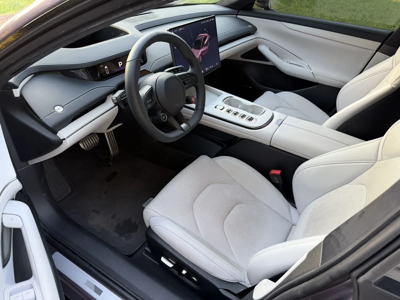 MI 2024 SU 7 800km 4-wheel drive ultra-long endurance high-end smart driving Max version automatic gear 3