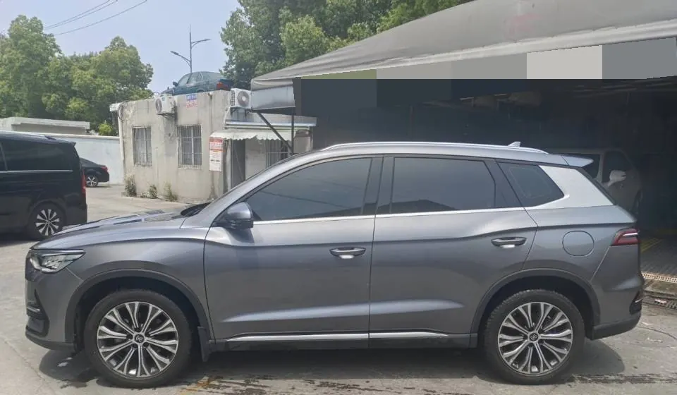 BYD 2023 Song Pro DM-i 1.5 Stepless Champion Edition Exceed 110KM Automatic 6