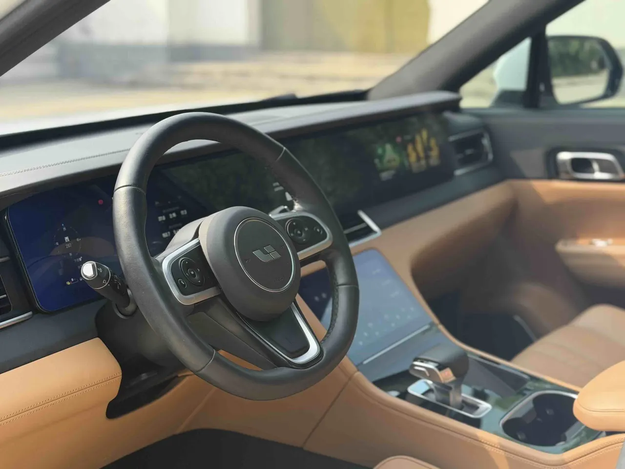 Li 2020 ONE 1.2T extended range 6-seat automatic gear 4