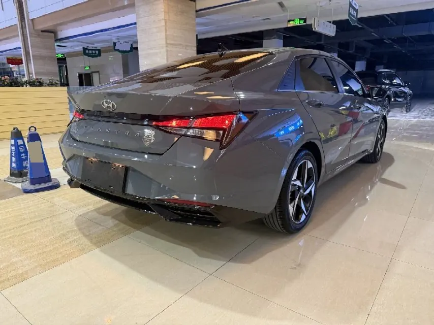 Hyundai 2022 Elantra-sedan 1.5 stepless GLX elite automatic gear 3