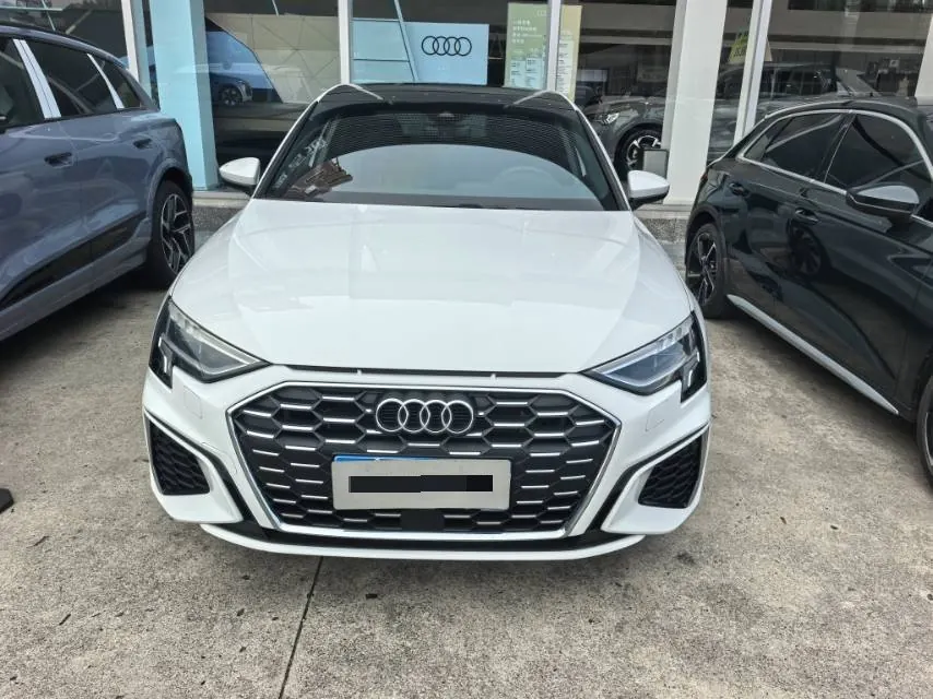 Audi 2022 A3L Limousine 1.4TFSI 35TFSI Fashion Sports Automatic 2