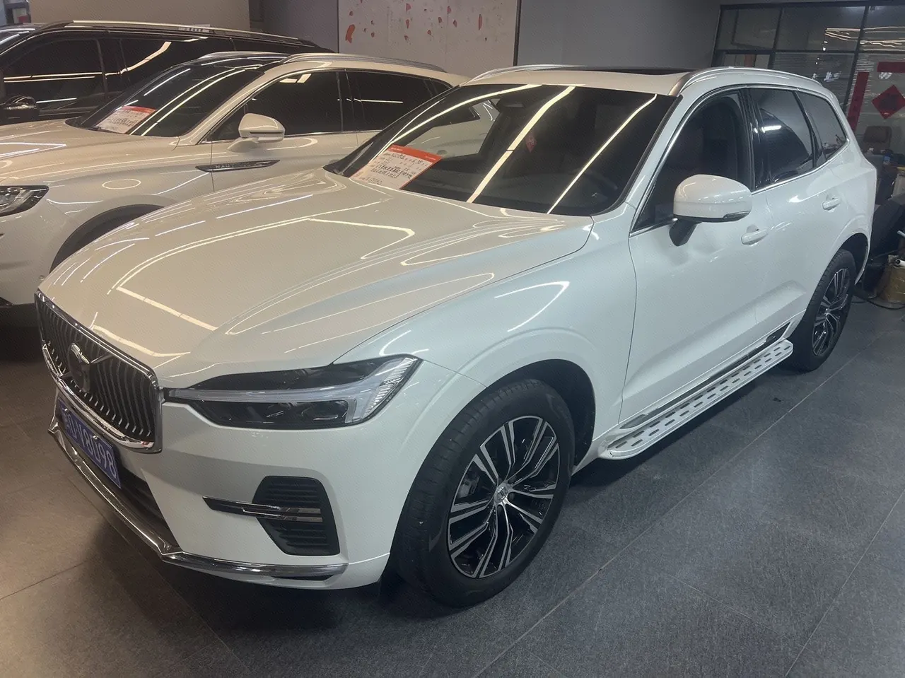 打开图片灯箱:Volvo 2022 XC60 48V 2.0T B5 4-wheel drive Zhiyuan Deluxe Edition Automatic Gear